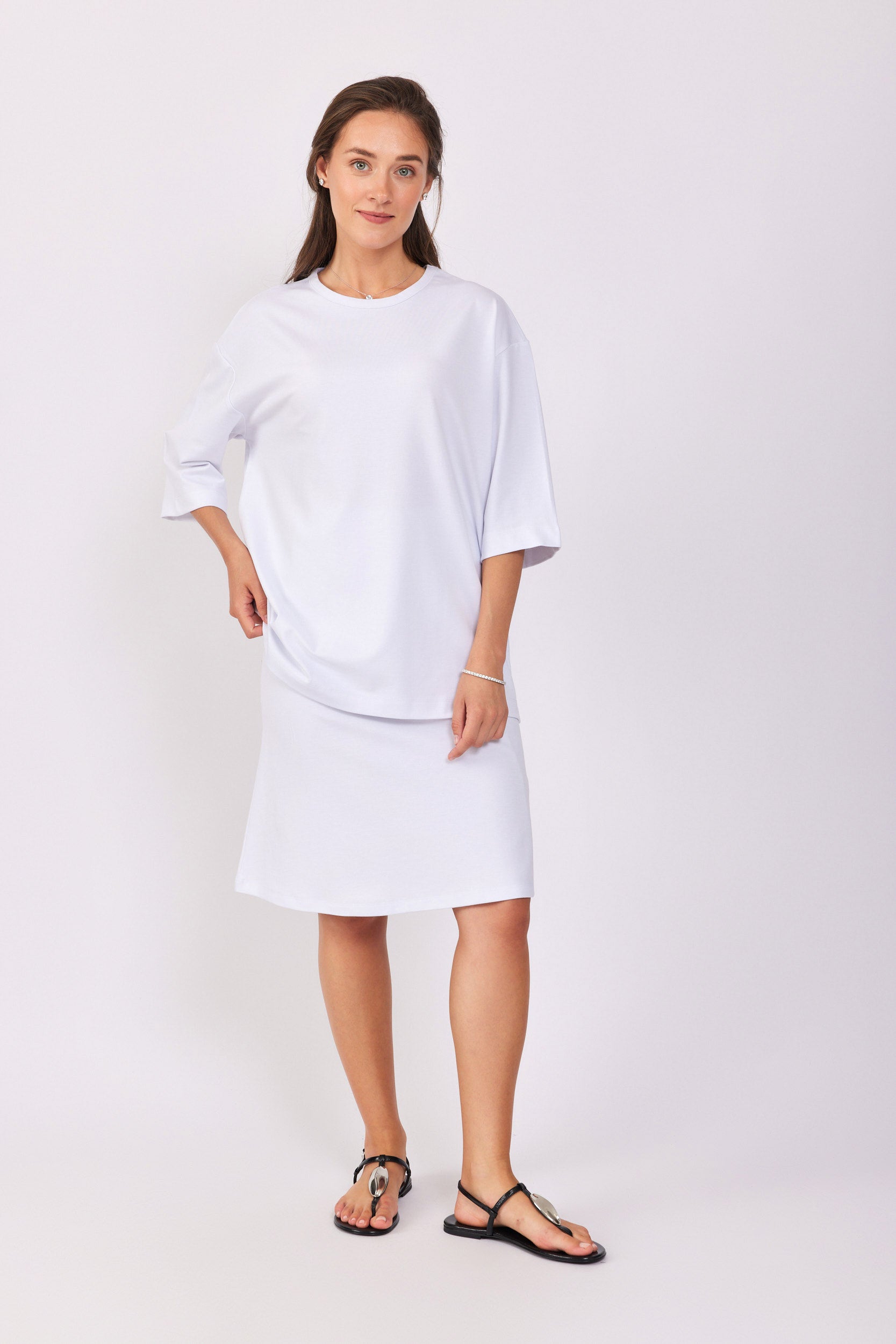 חצאית ג'רסי קצרה