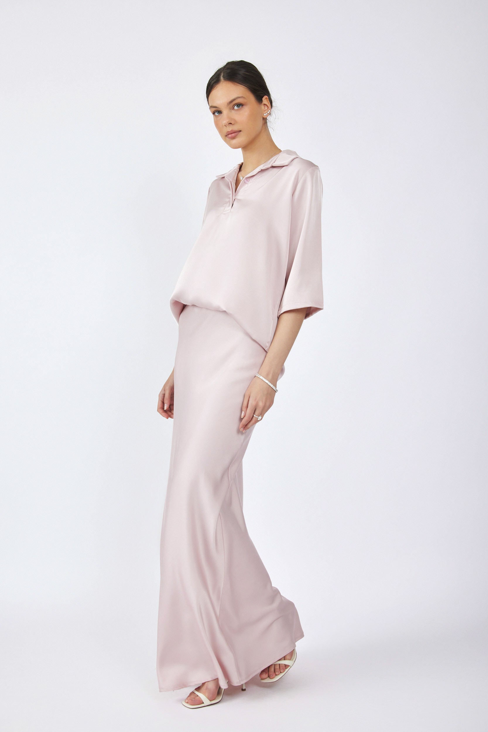 חולצת פולו סאטן שרוול 3/4