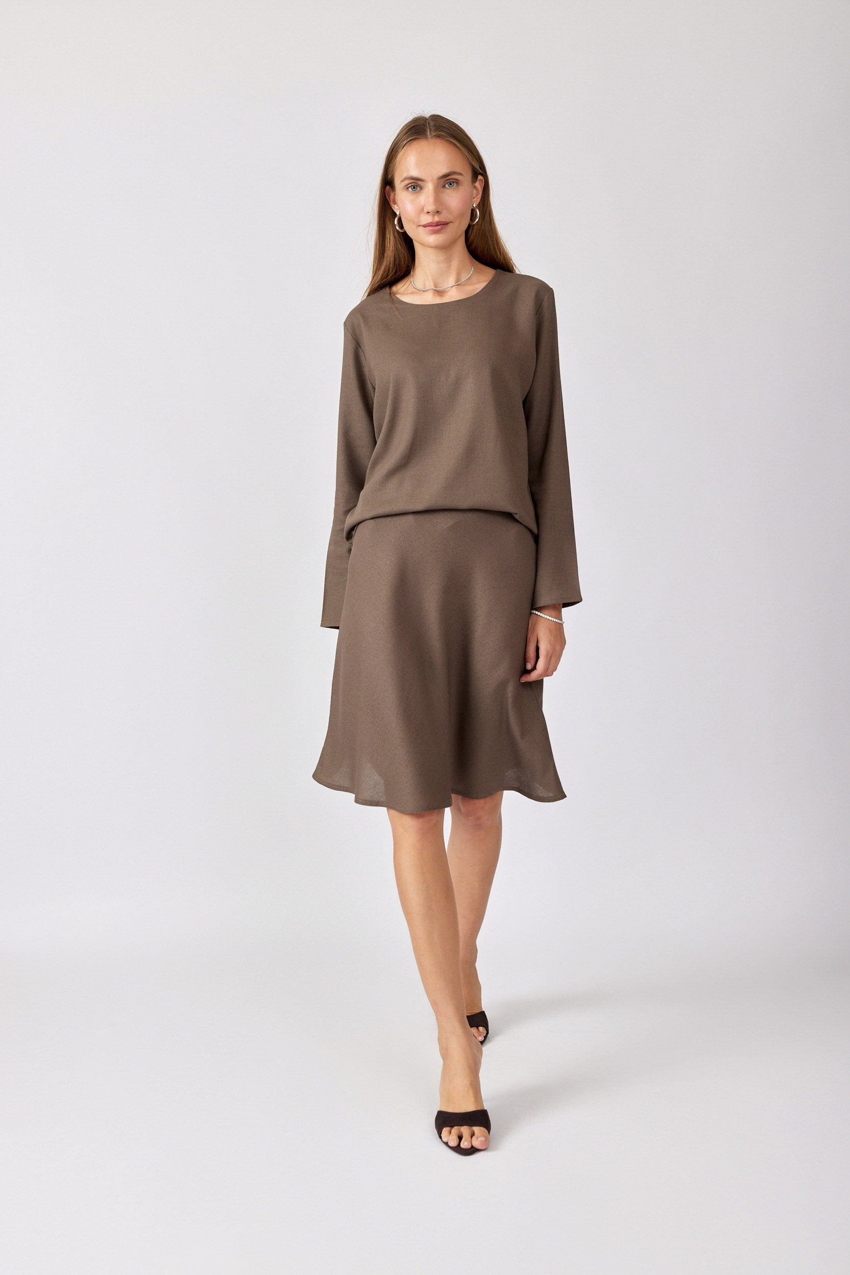 חולצת פשתן ניקי