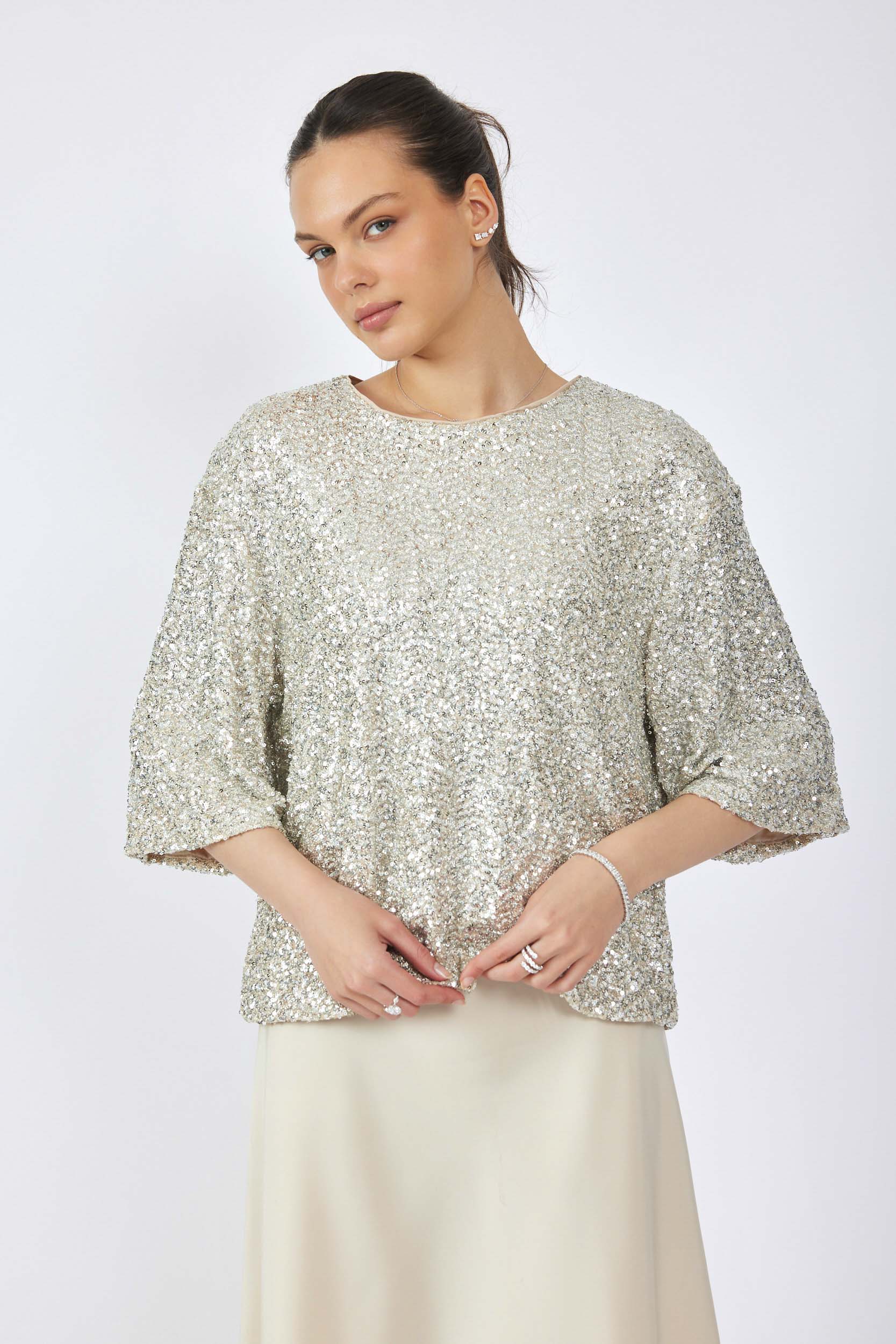 חולצת פייטים