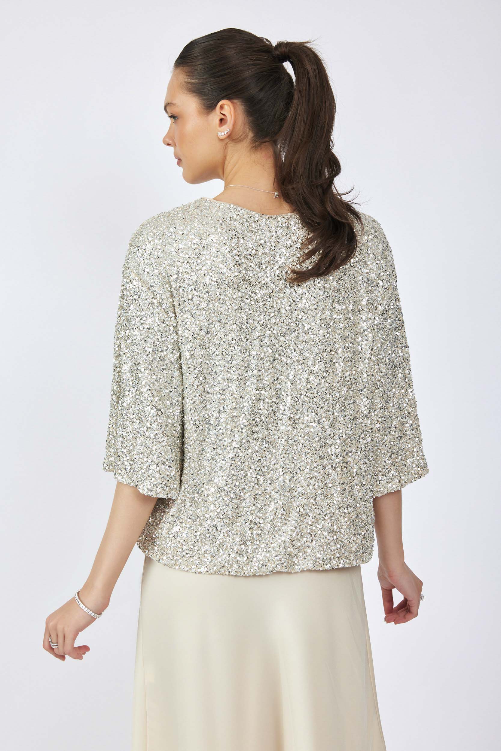 חולצת פייטים