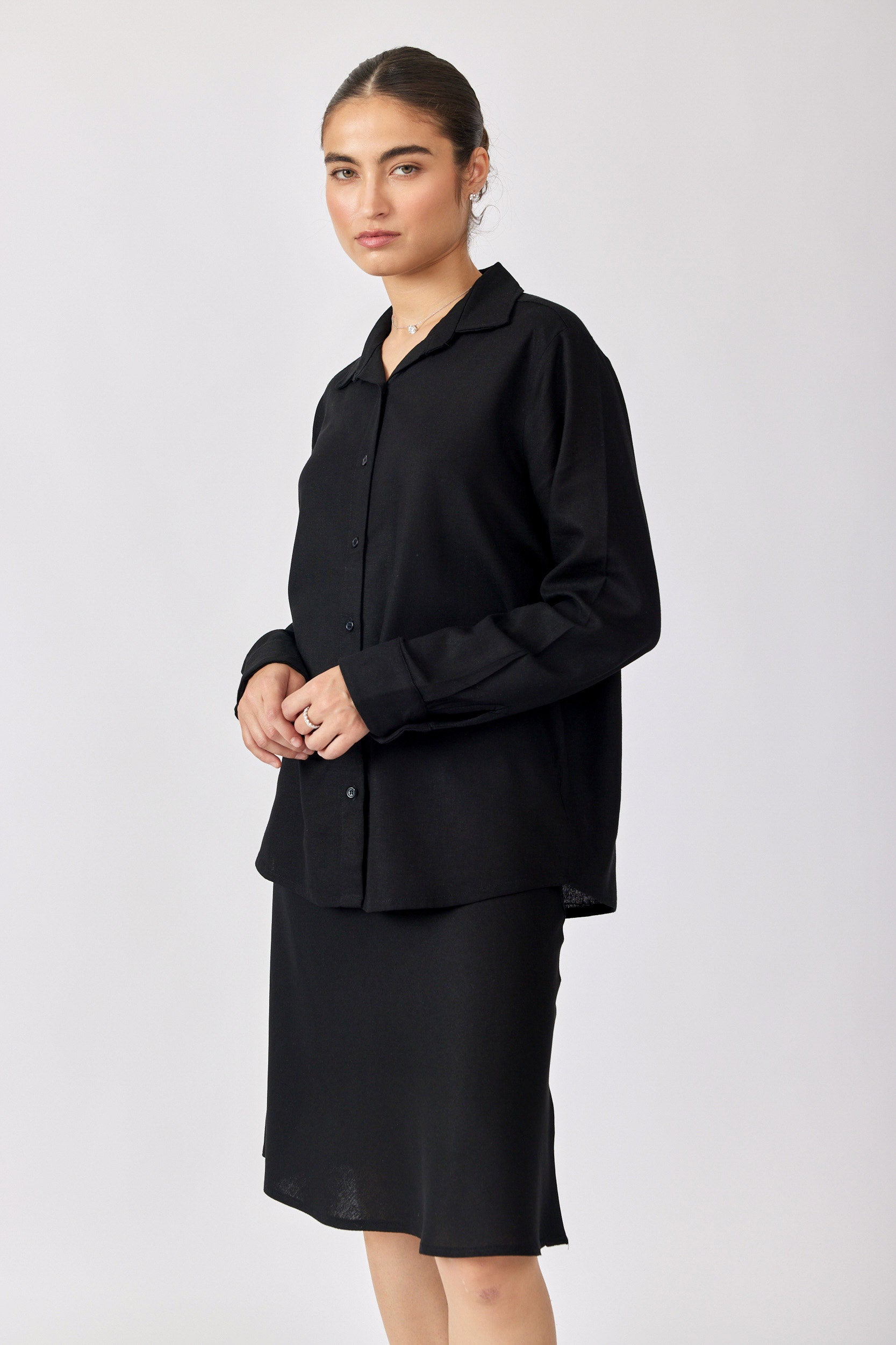 חולצת פשתן כפתורים