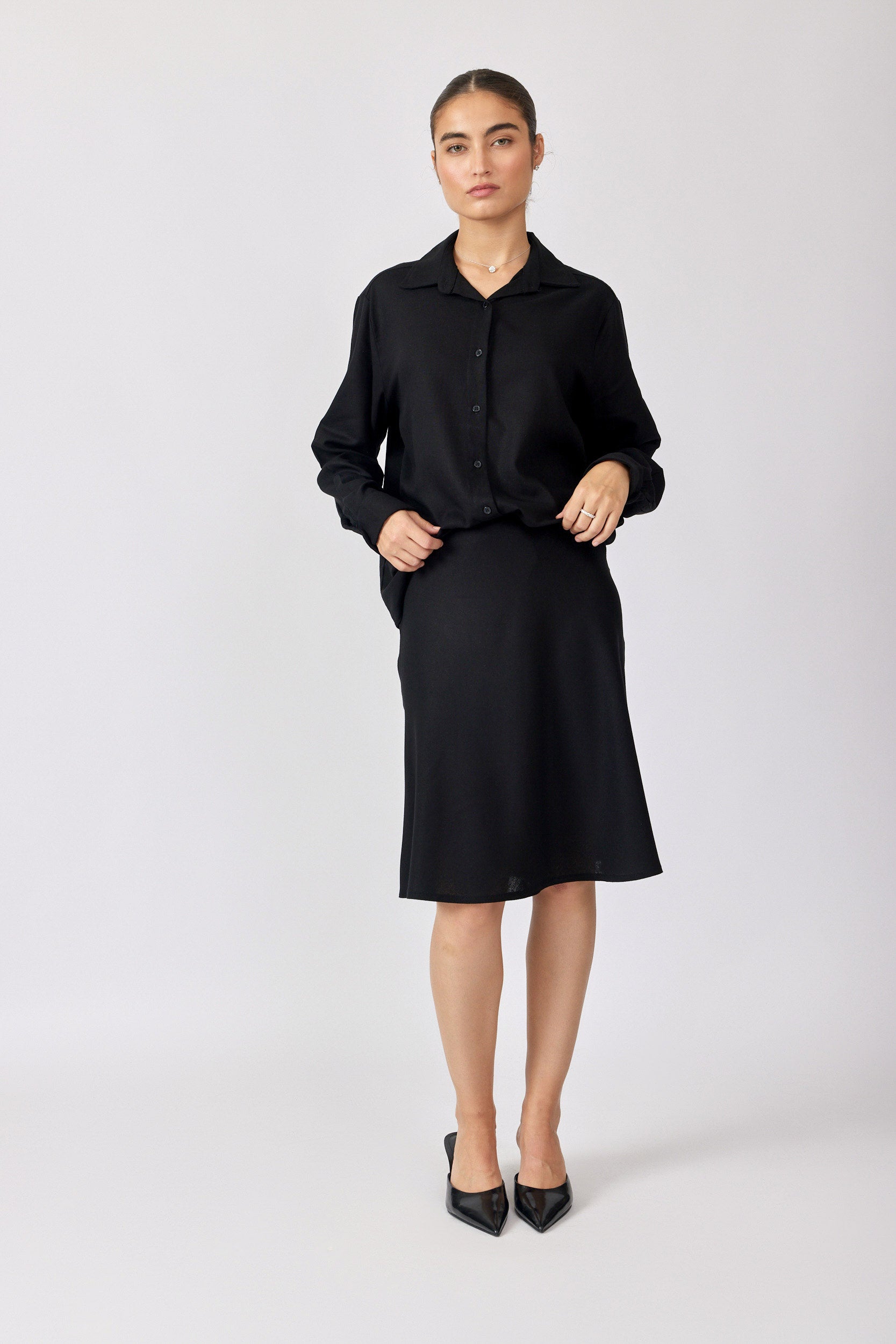 חולצת פשתן כפתורים