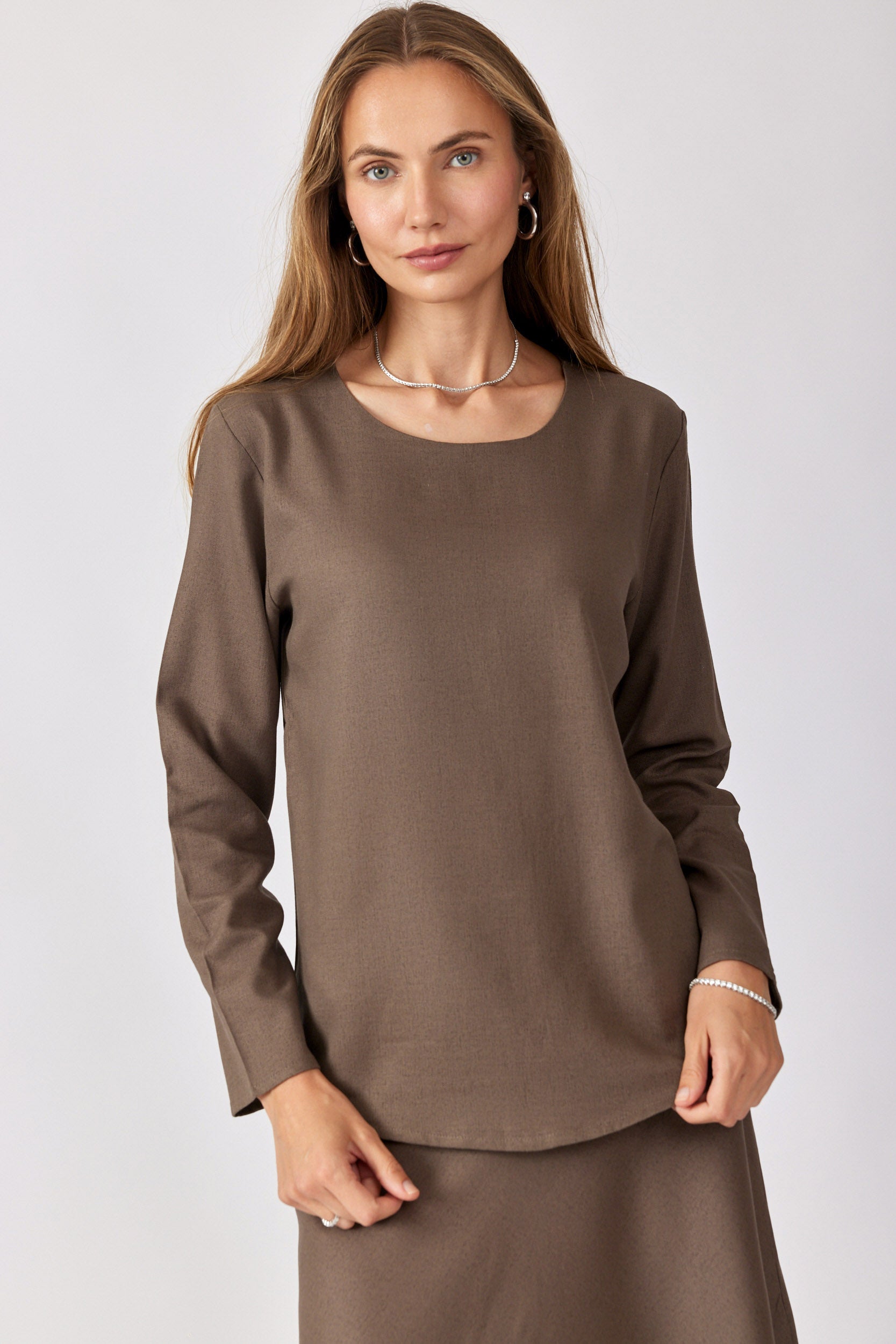 חולצת פשתן ניקי