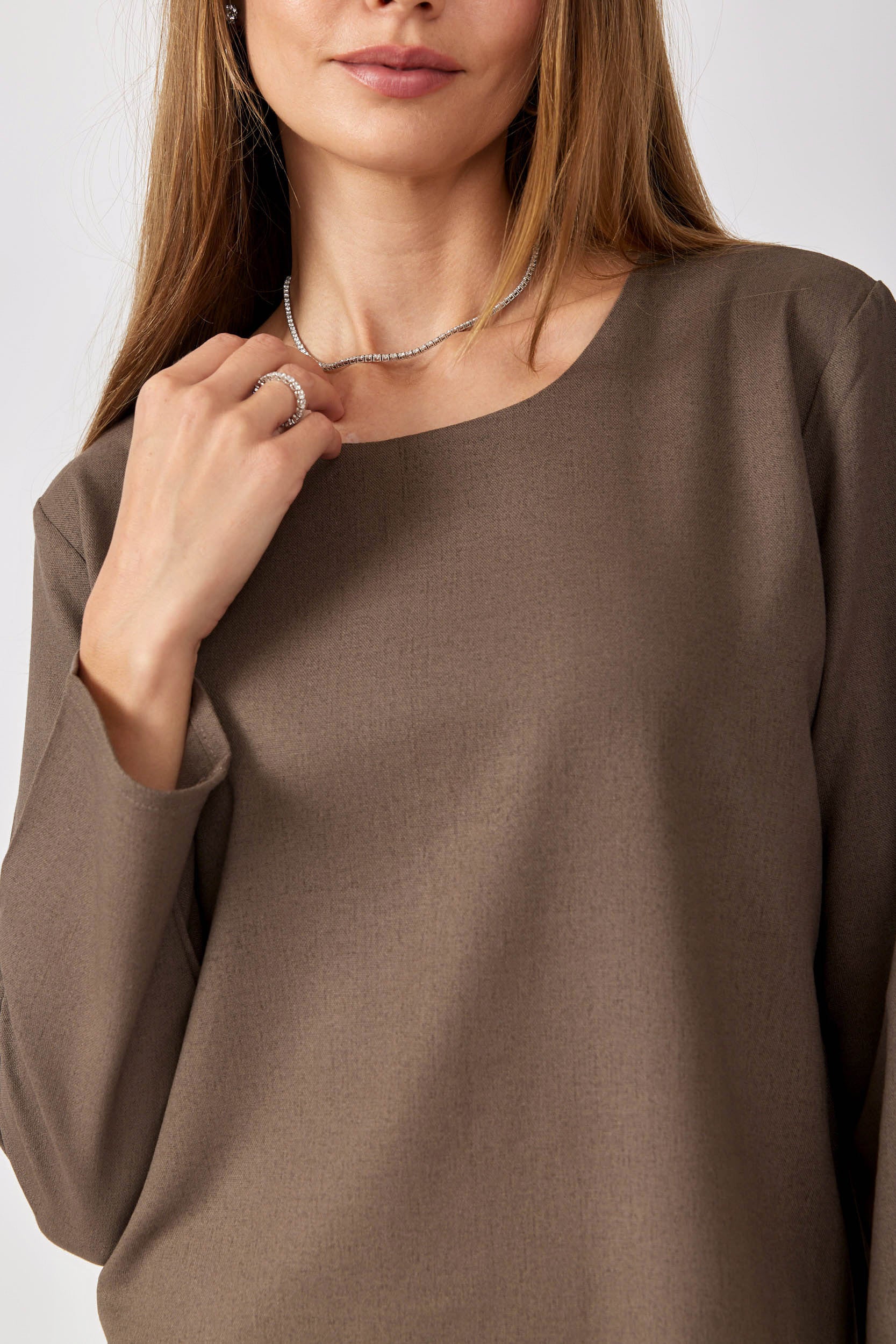 חולצת פשתן ניקי