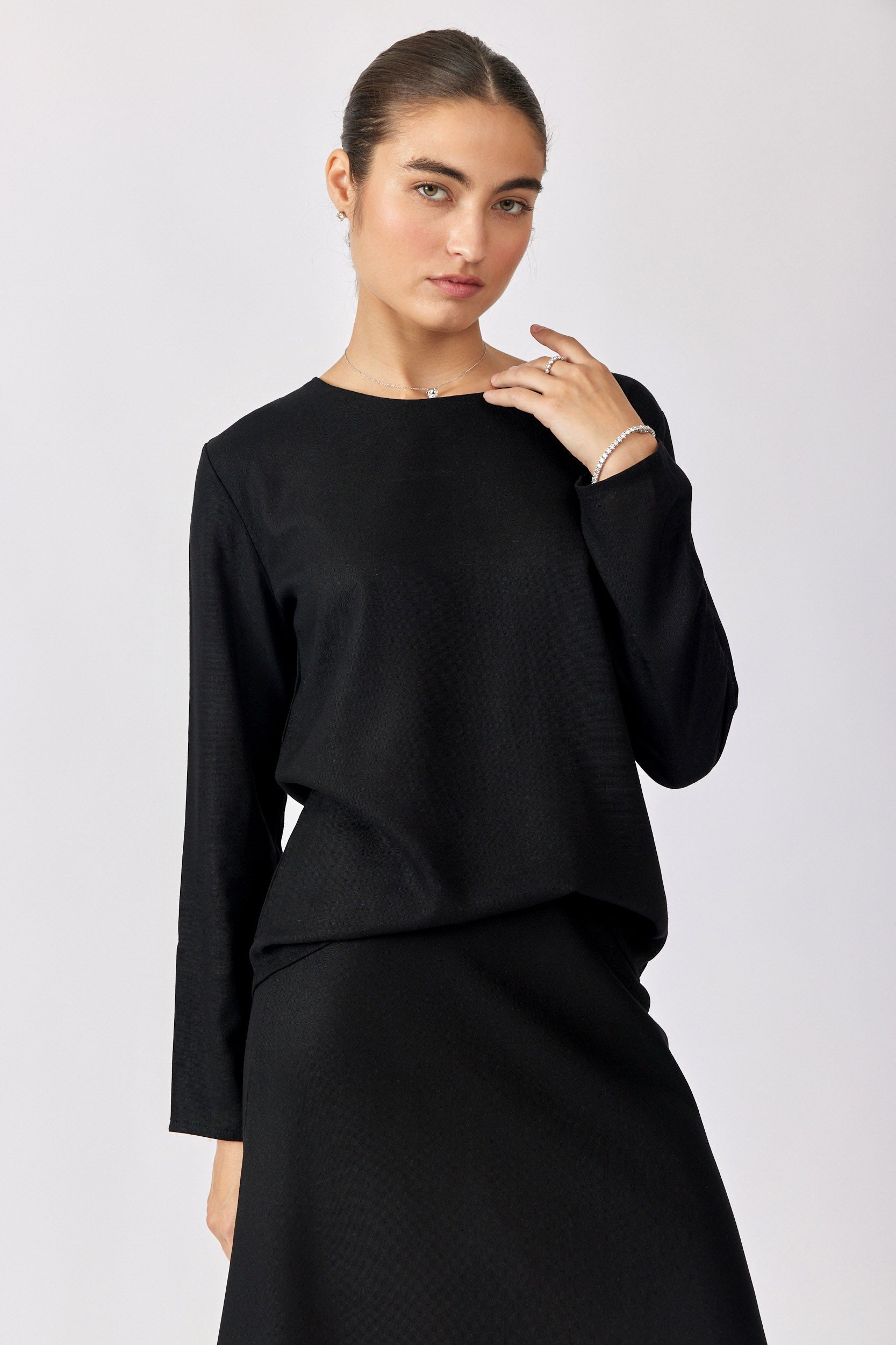 חולצת פשתן ניקי