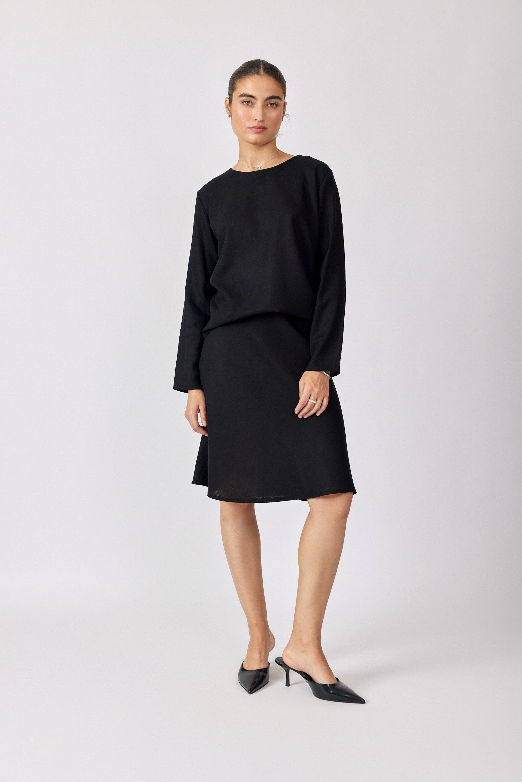 חולצת פשתן ניקי