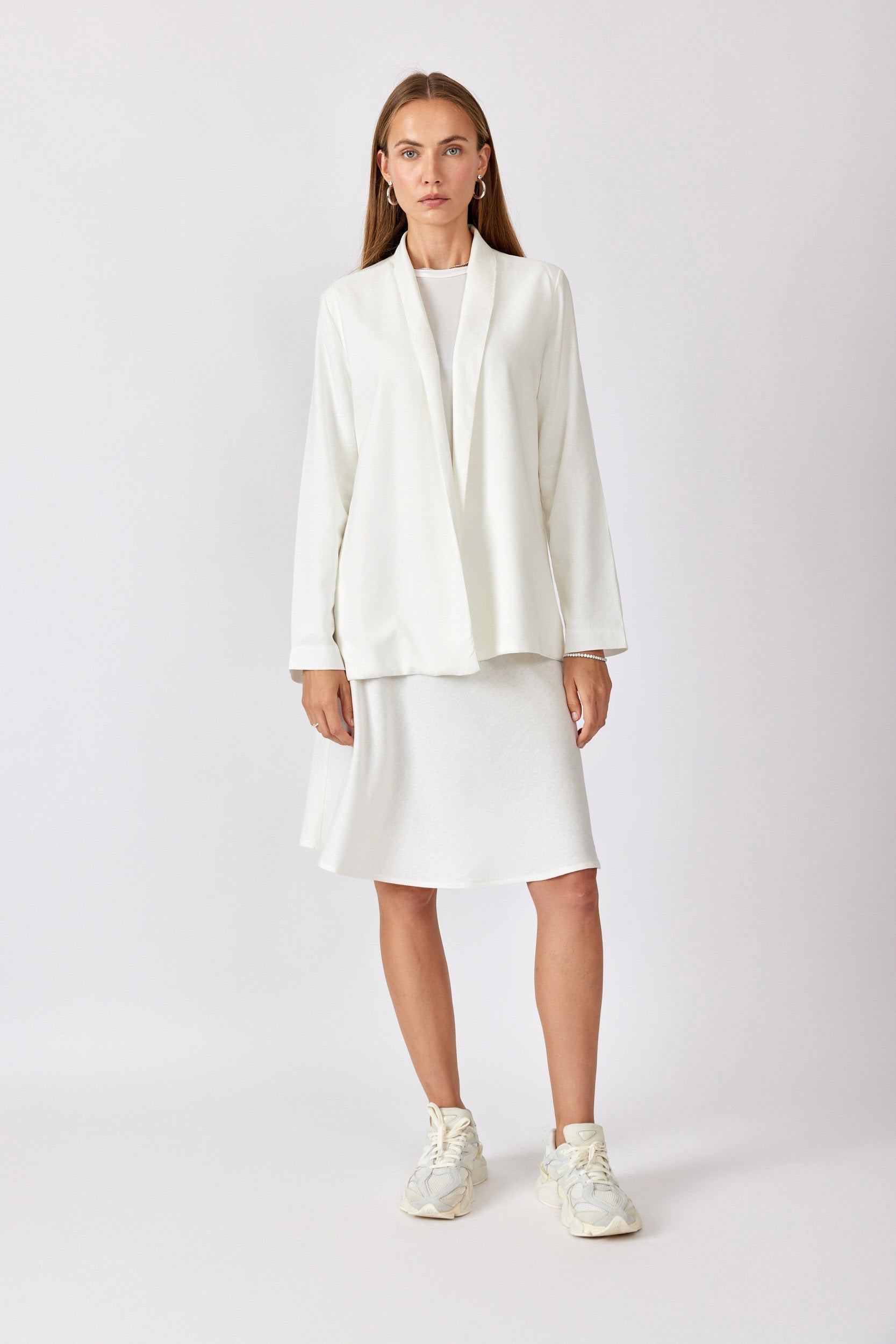 חצאית פשתן קצרה