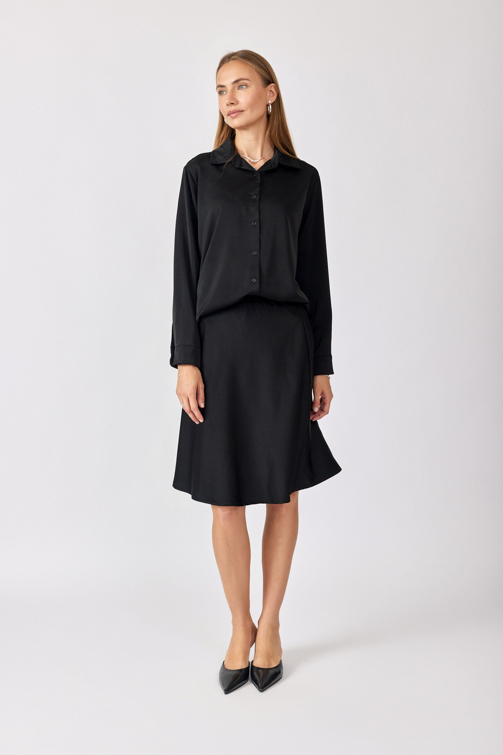 חצאית סאטן קצרה Dark Shades