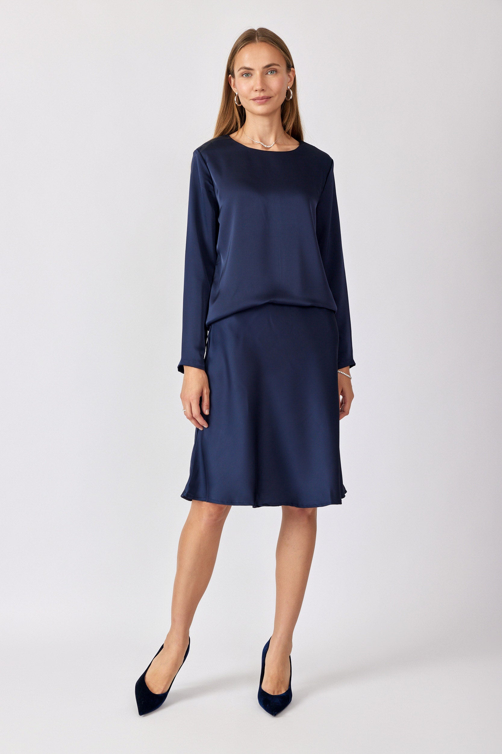 חצאית סאטן קצרה Dark Shades