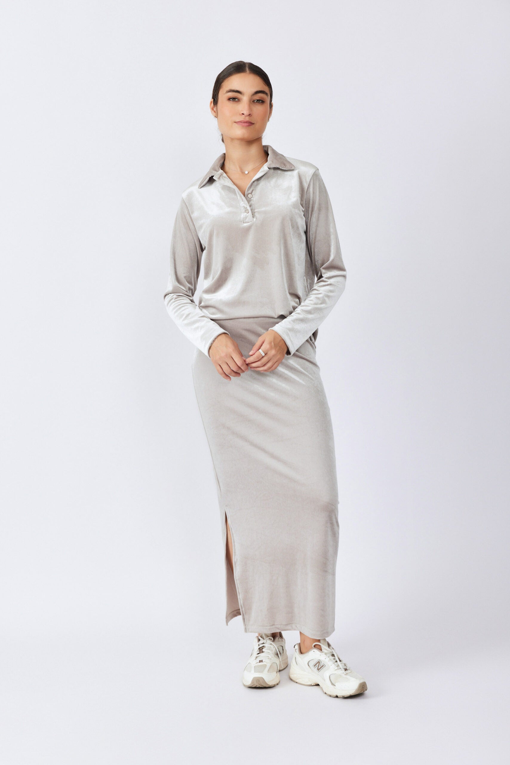 חצאית קטיפה 3/4 + שסע