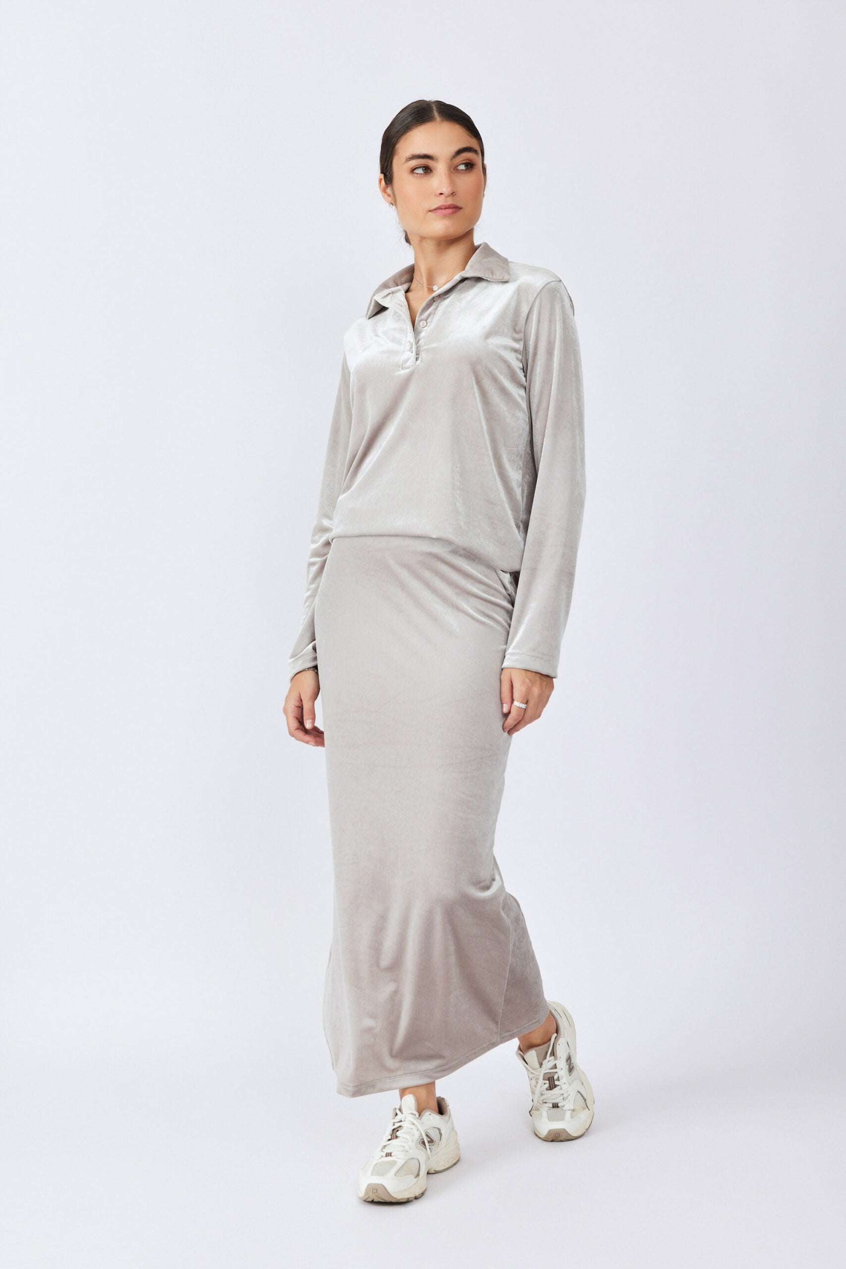 חצאית קטיפה 3/4 + שסע