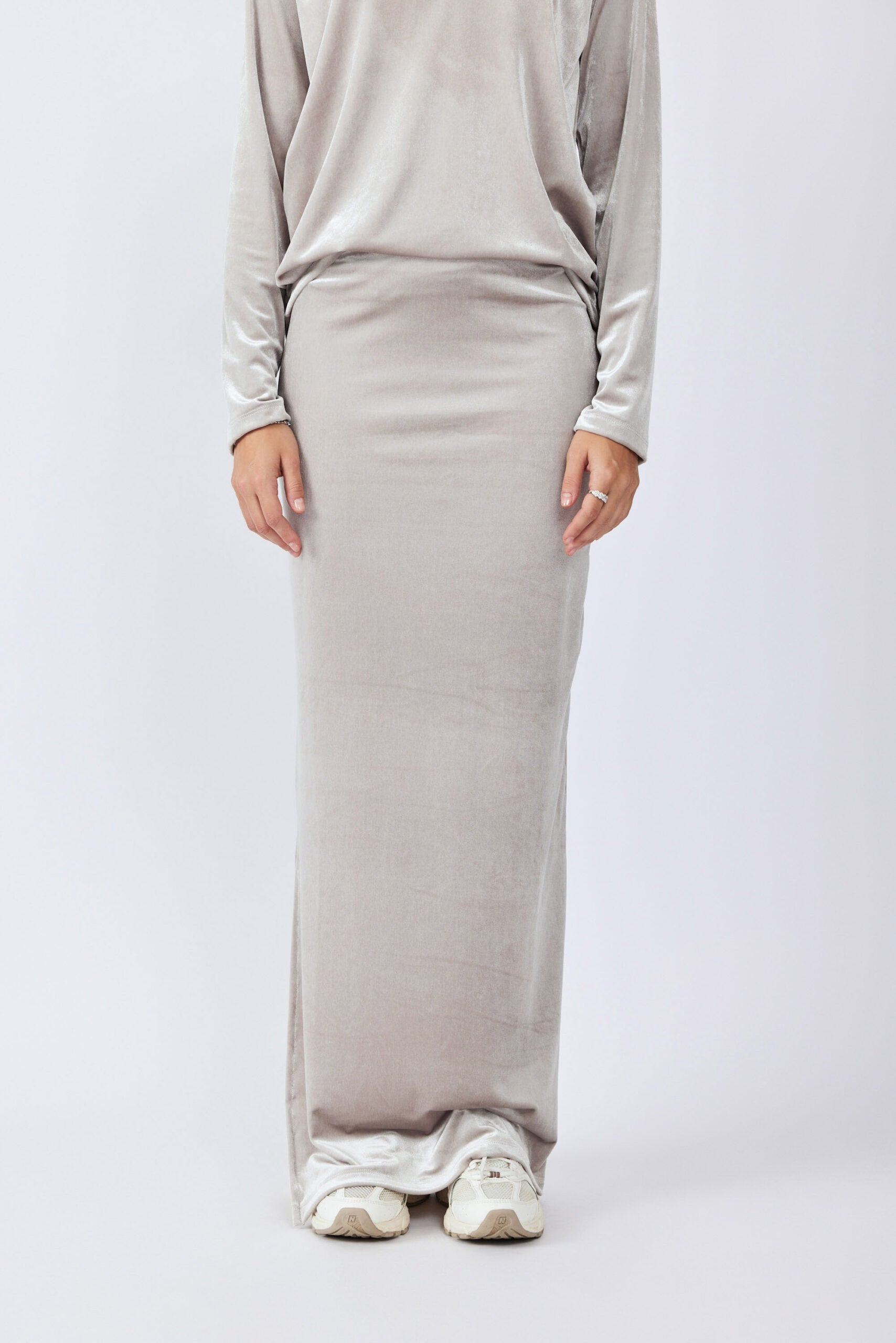 חצאית קטיפה מקסי + שסע