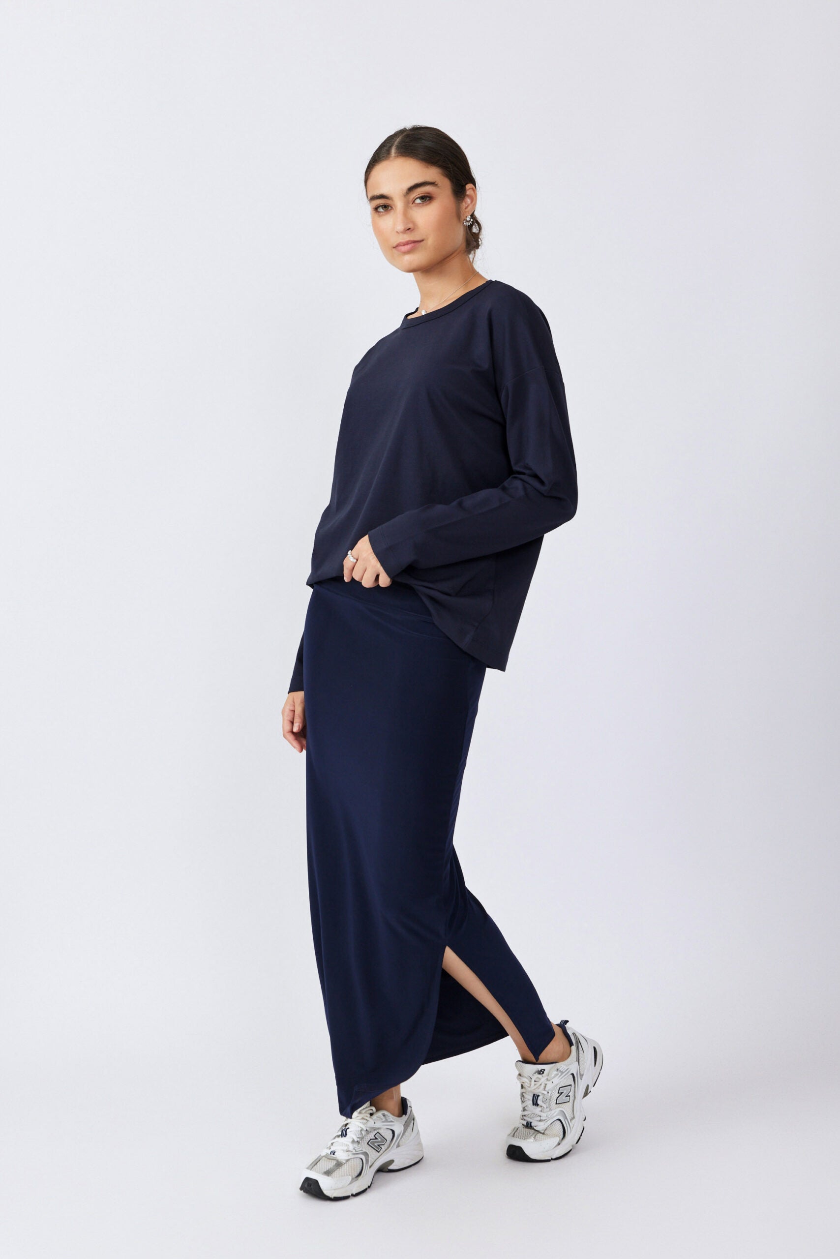 חצאית נאון 3/4+ שסע