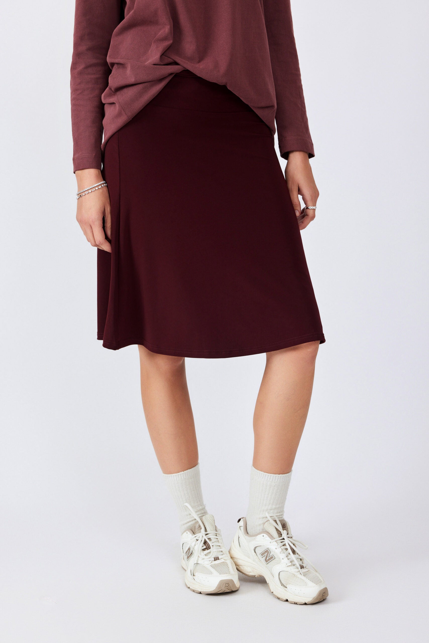 חצאית נאון קצרה גזרת A