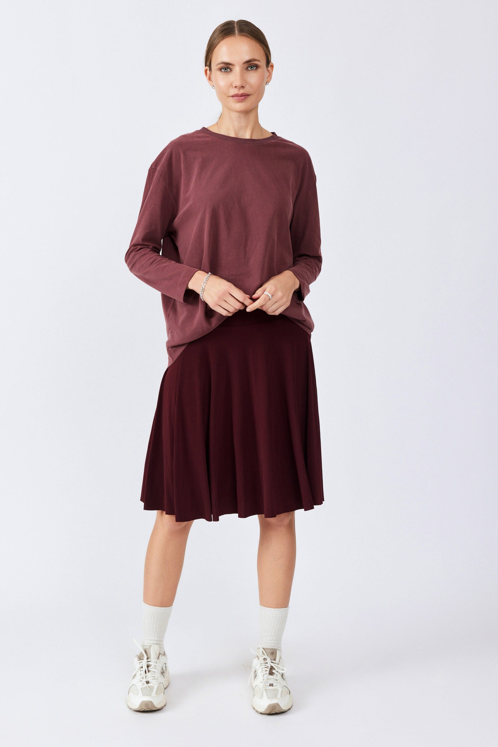 חצאית נאון קצרה גזרת קלוש