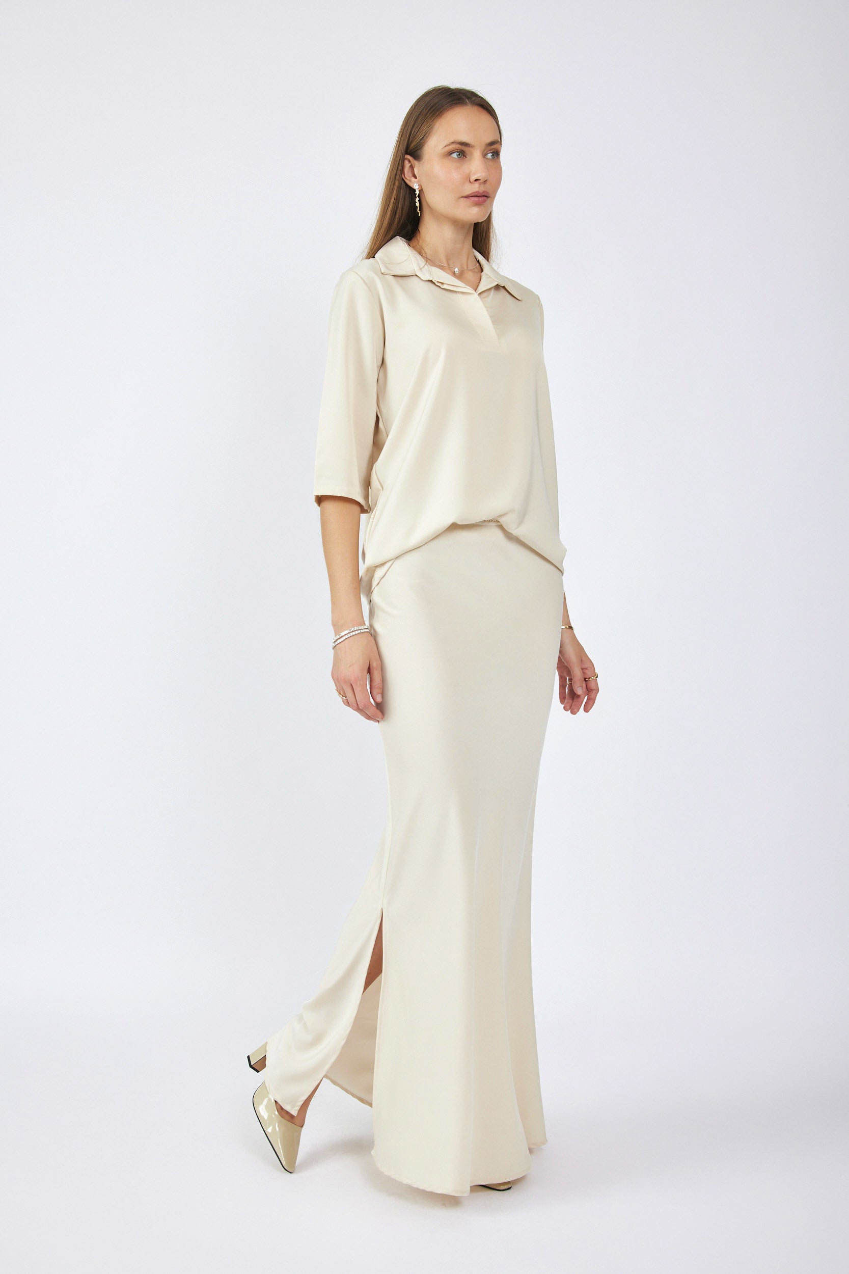 חצאית סאטן מקסי + שסע