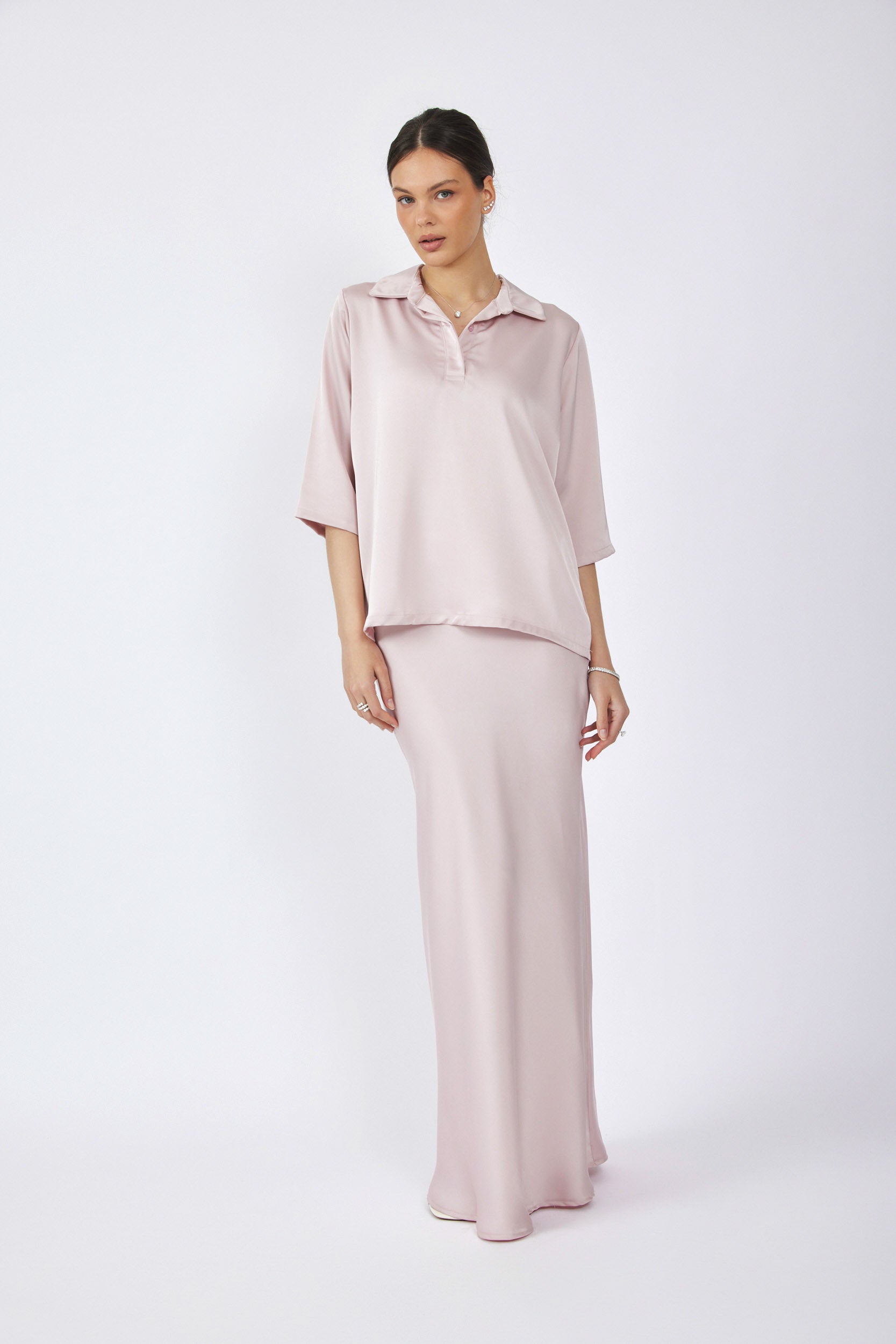 חולצת פולו סאטן שרוול 3/4