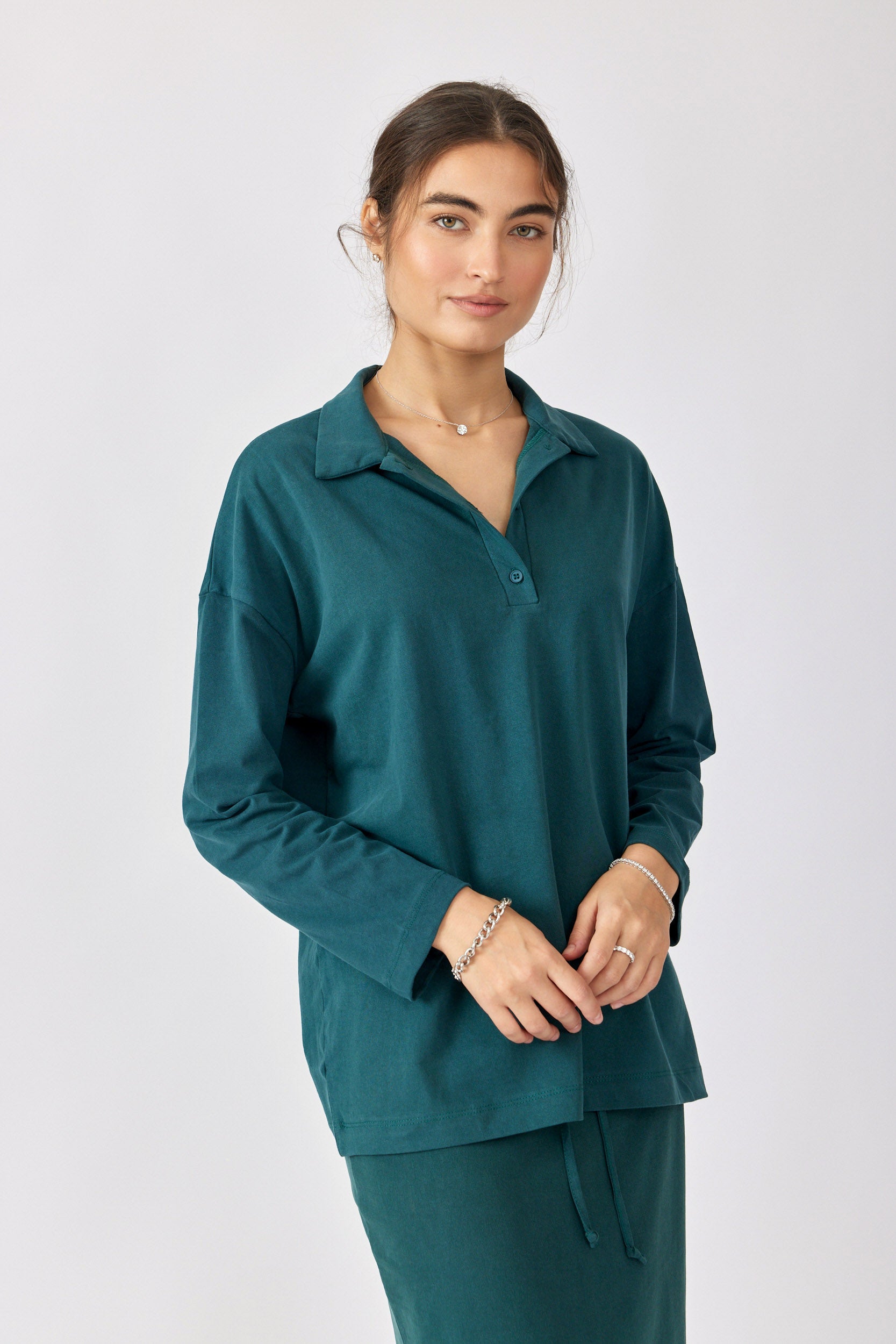 חולצת פולו פיגמנט שרוול ארוך