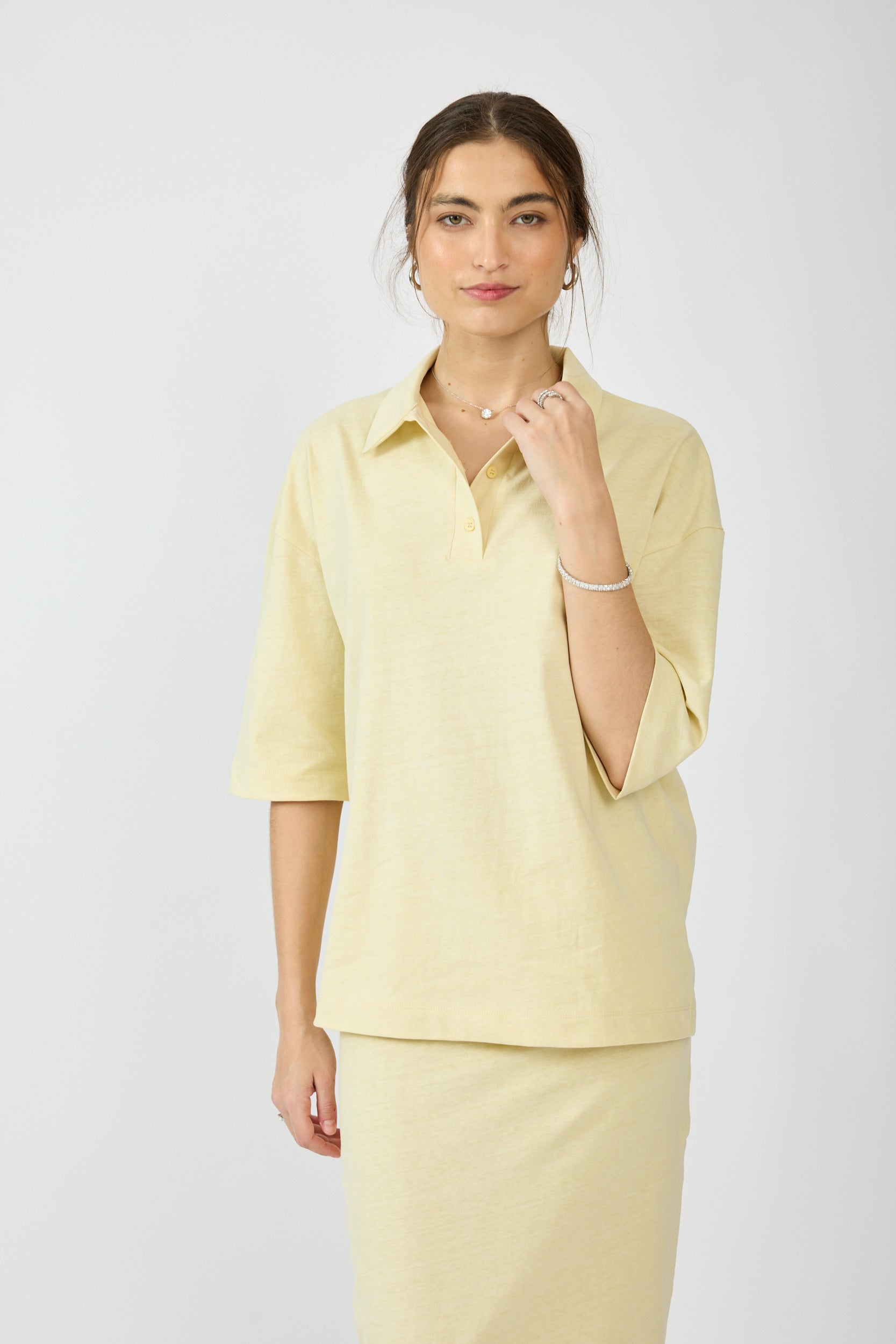 חולצת פולו פיגמנט שרוול 3/4