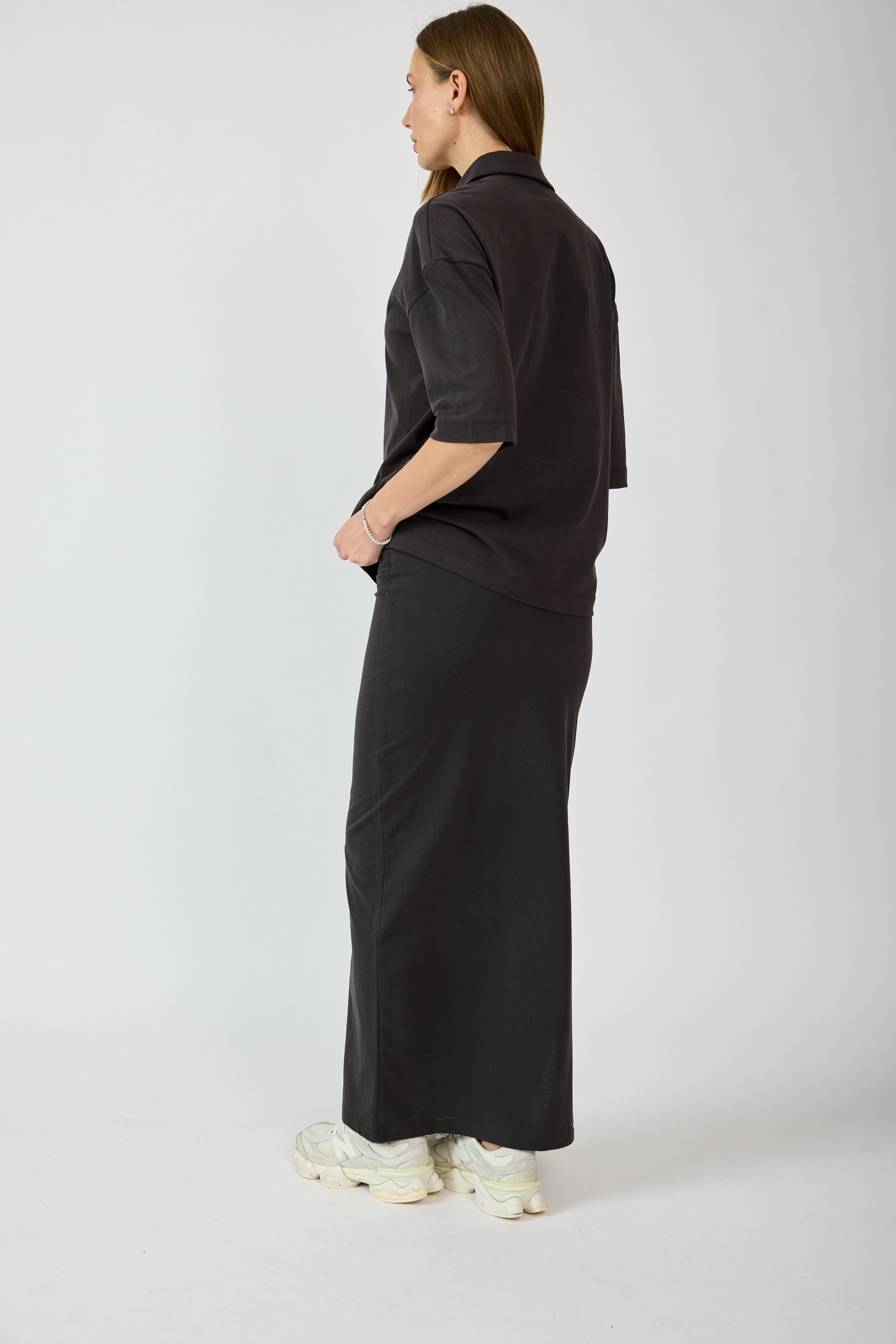 חצאית פיגמנט מקסי + שסע