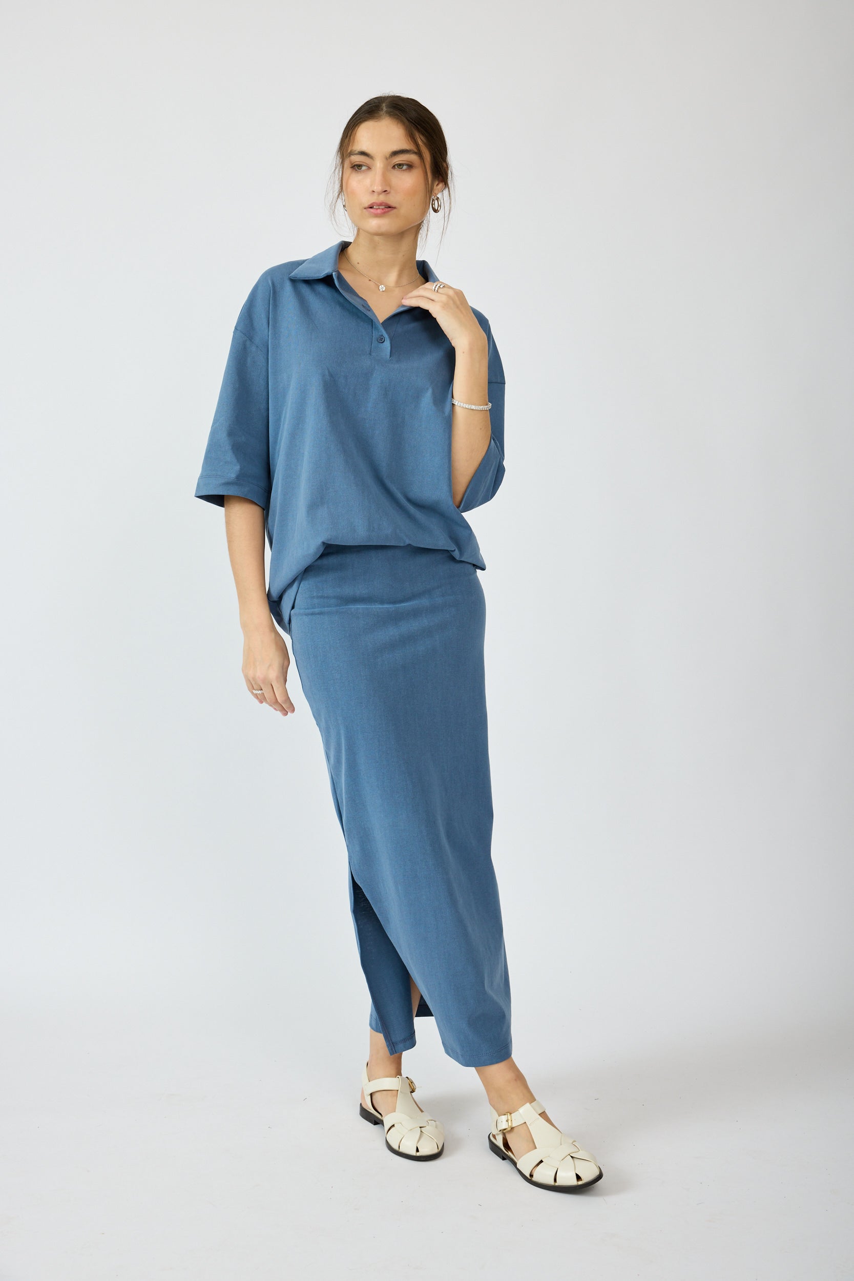 חצאית פיגמנט 3/4 + שסע