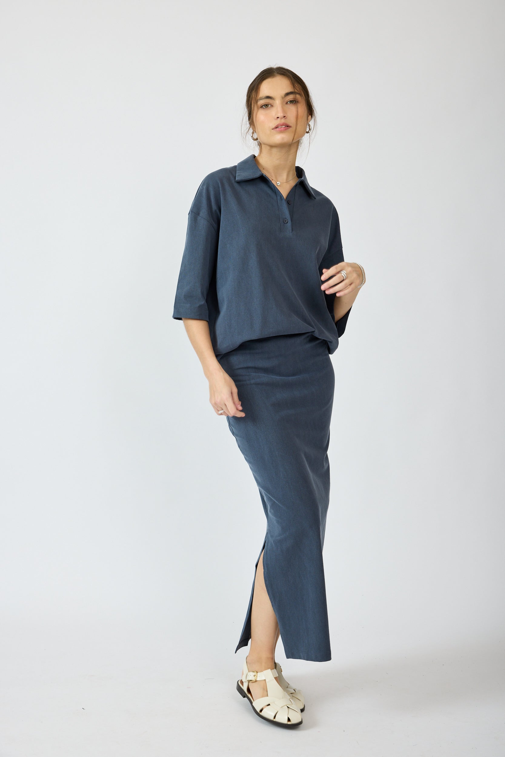 חצאית פיגמנט 3/4 + שסע