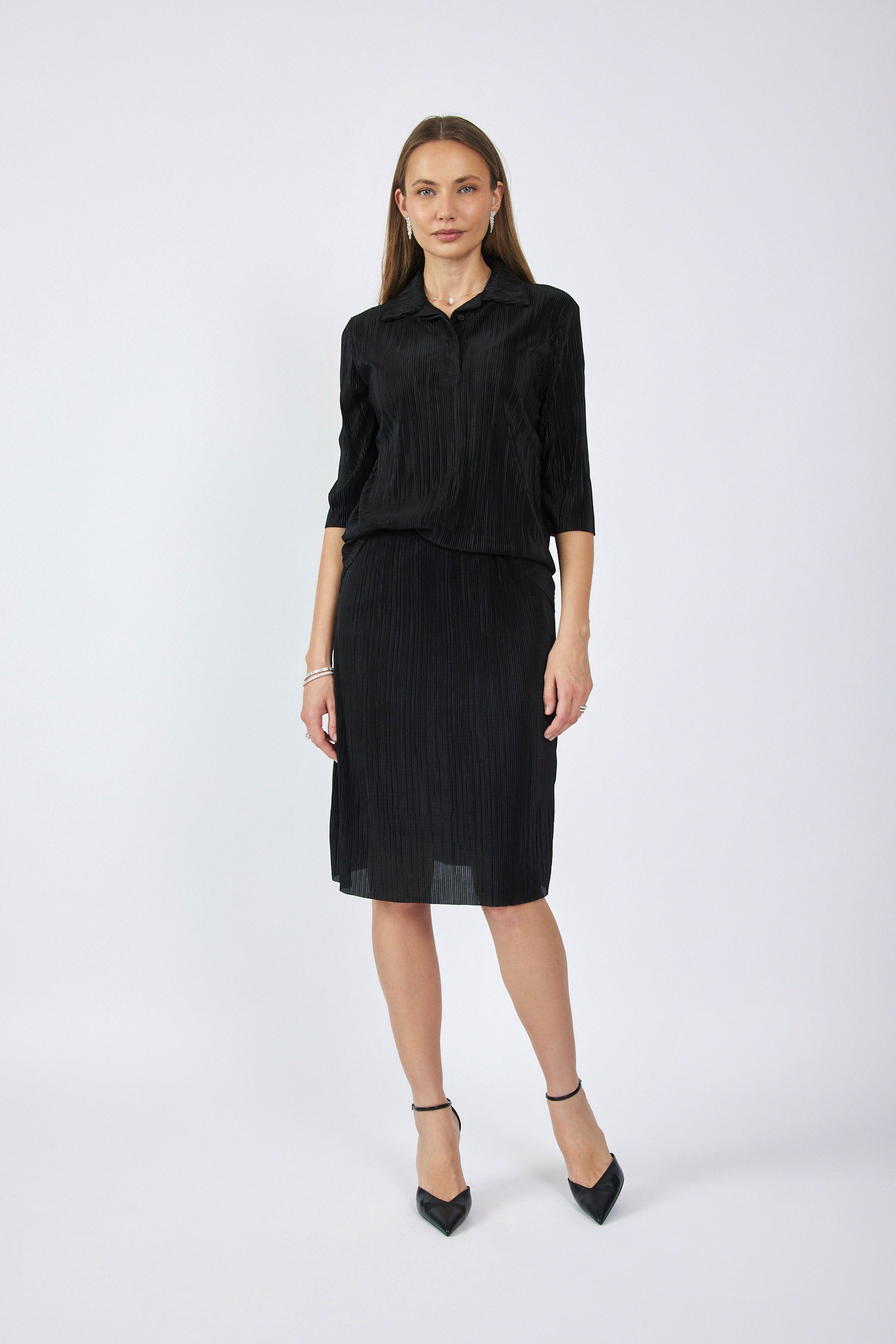 חצאית פליסה קצרה