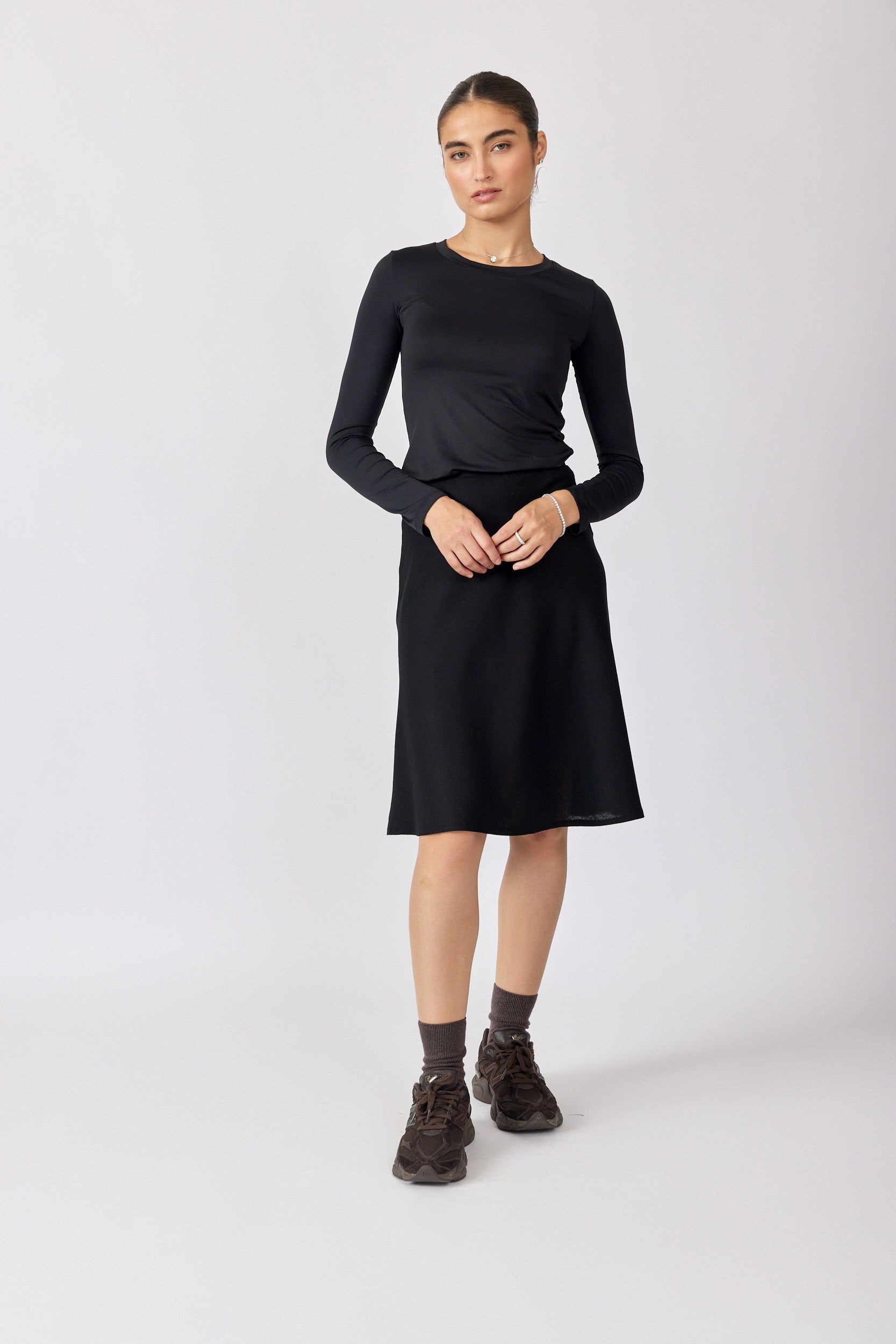 חצאית פשתן קצרה