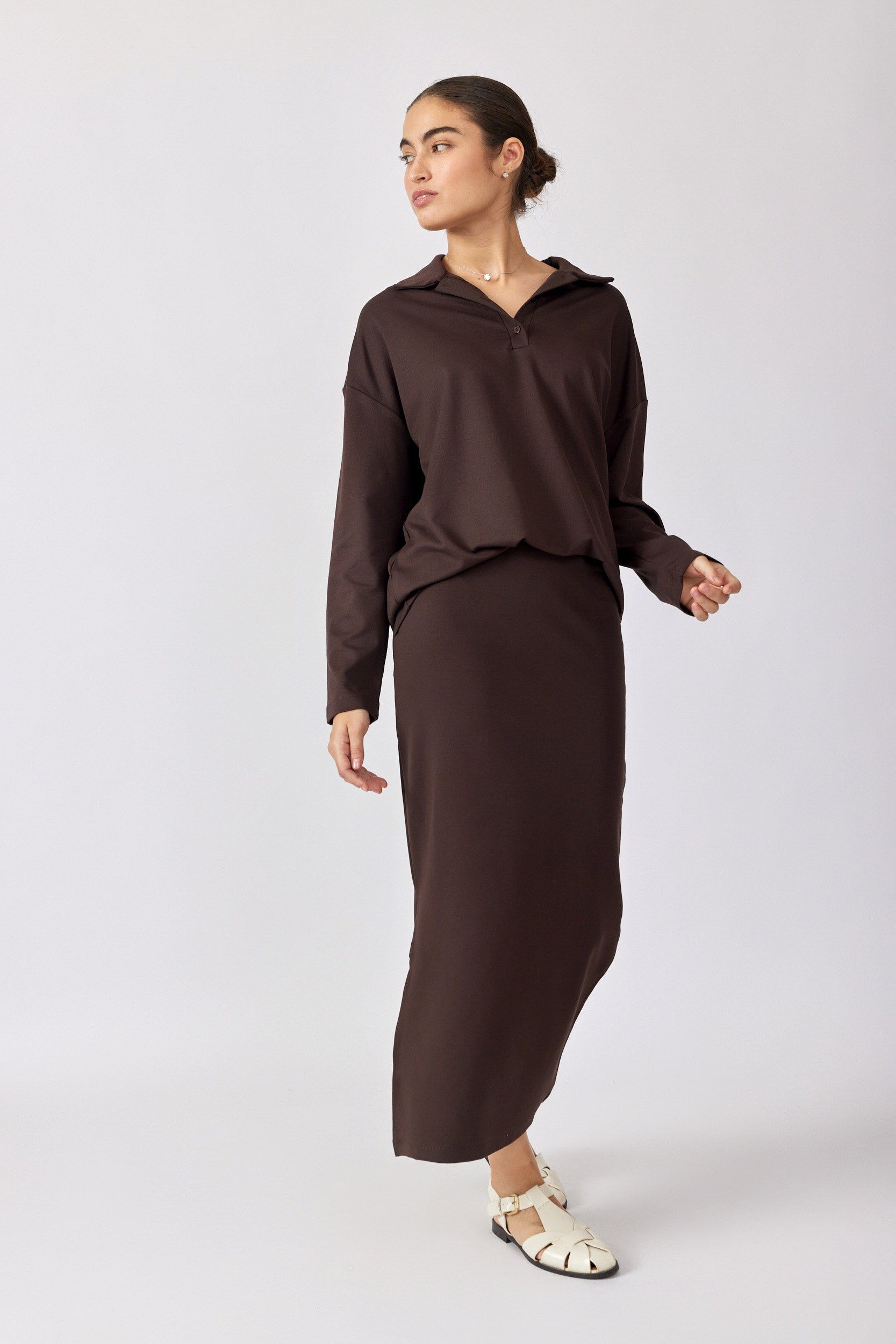 חצאית ג'רסי 3/4+ שסע