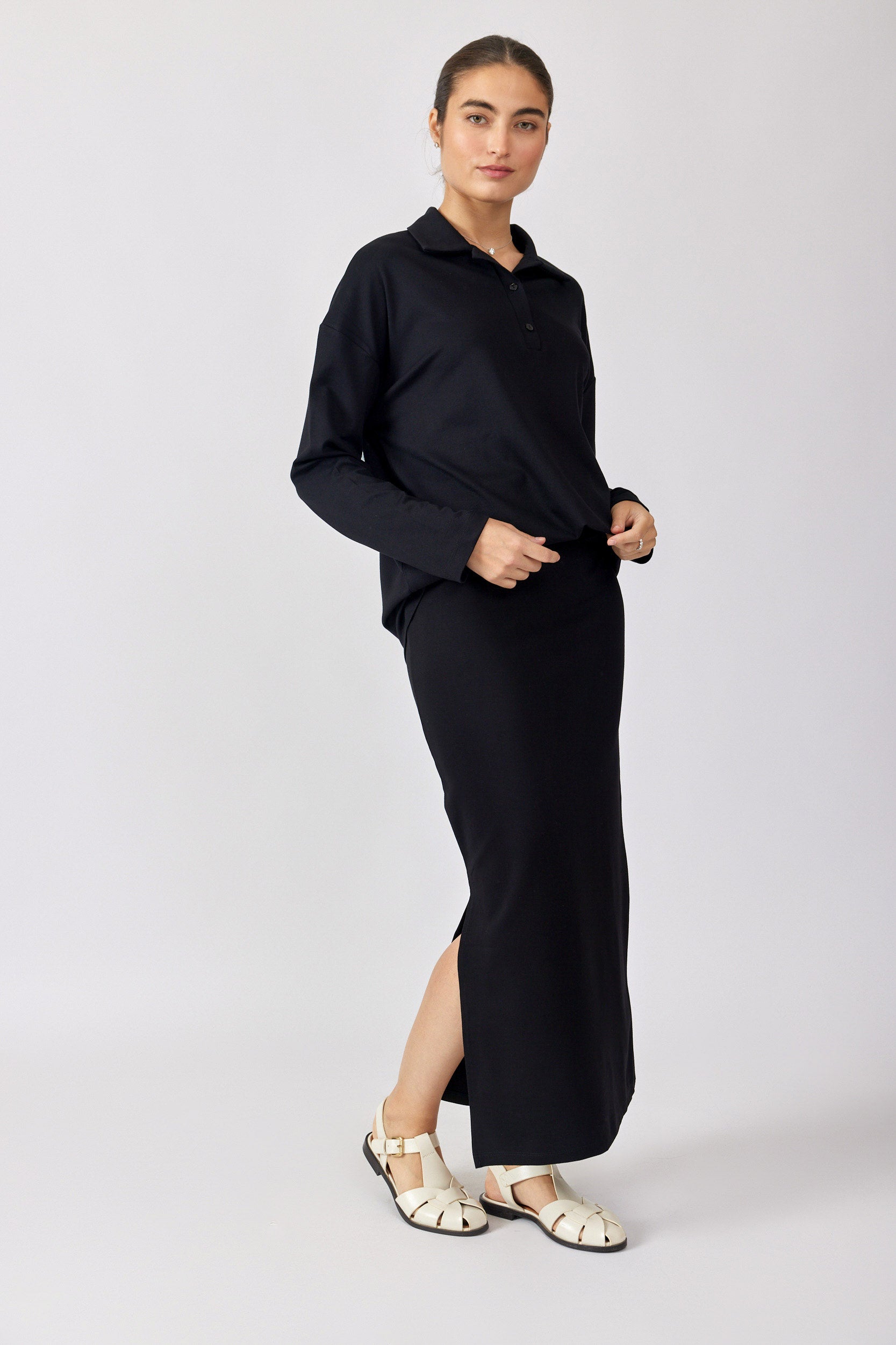 חצאית ג'רסי 3/4+ שסע