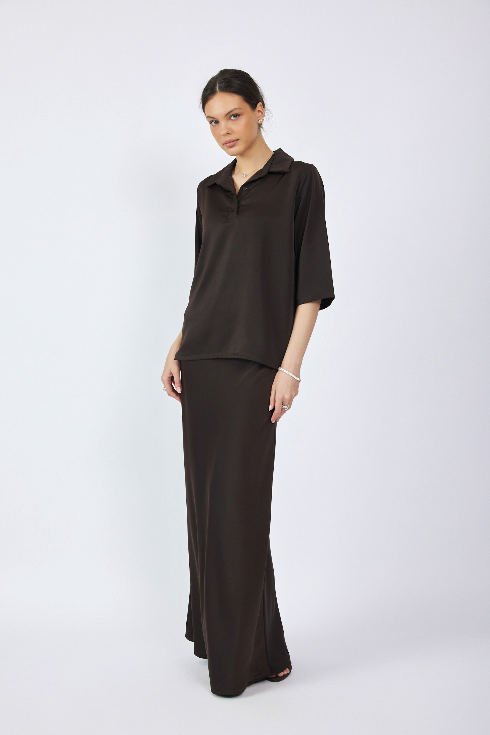 חולצת פולו סאטן שרוול 3/4