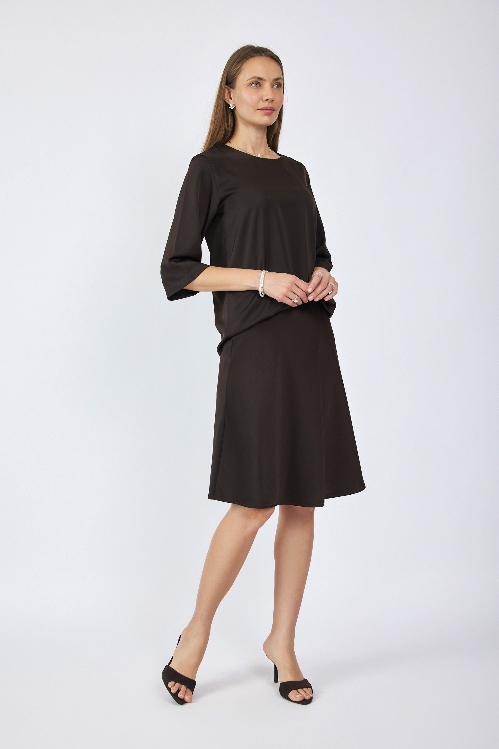 חצאית סאטן קצרה Dark Shades