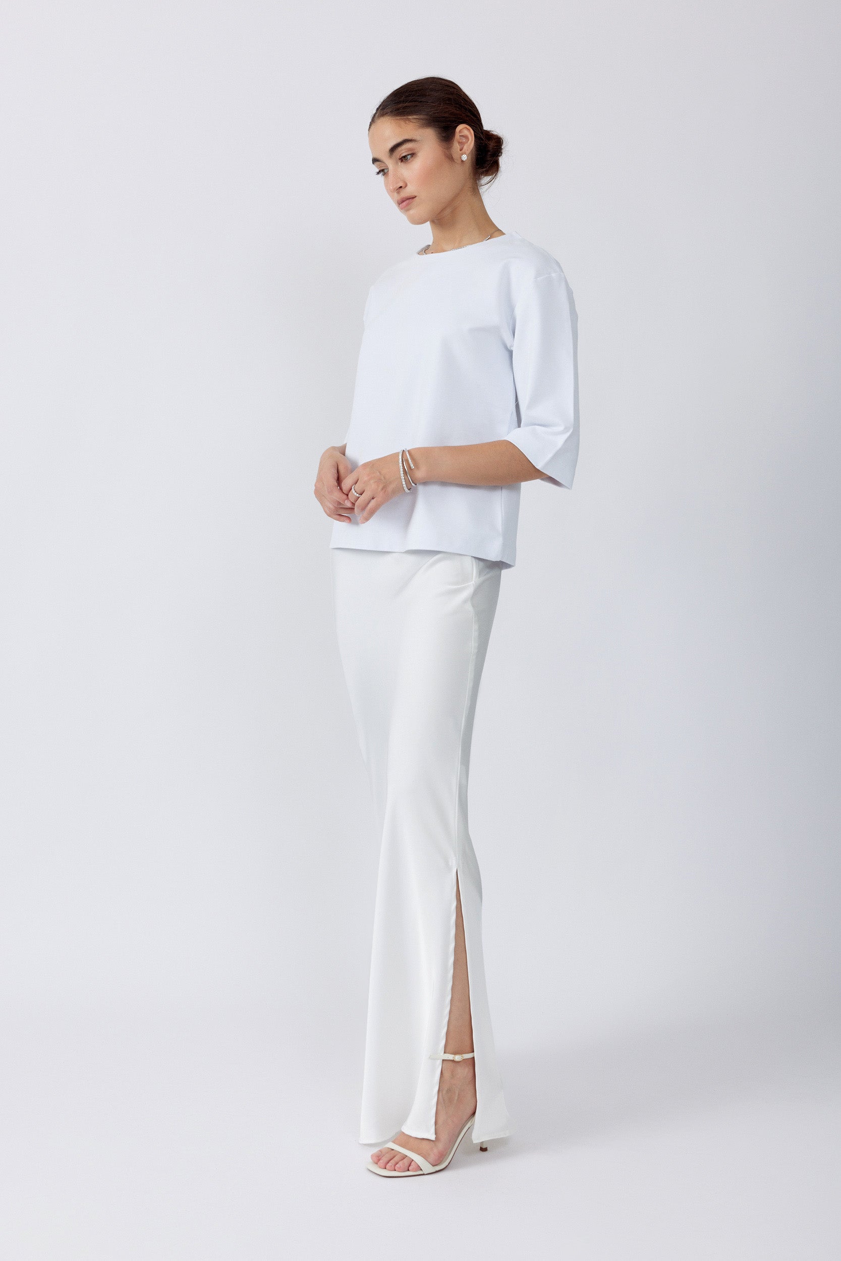 חצאית סאטן מקסי + שסע