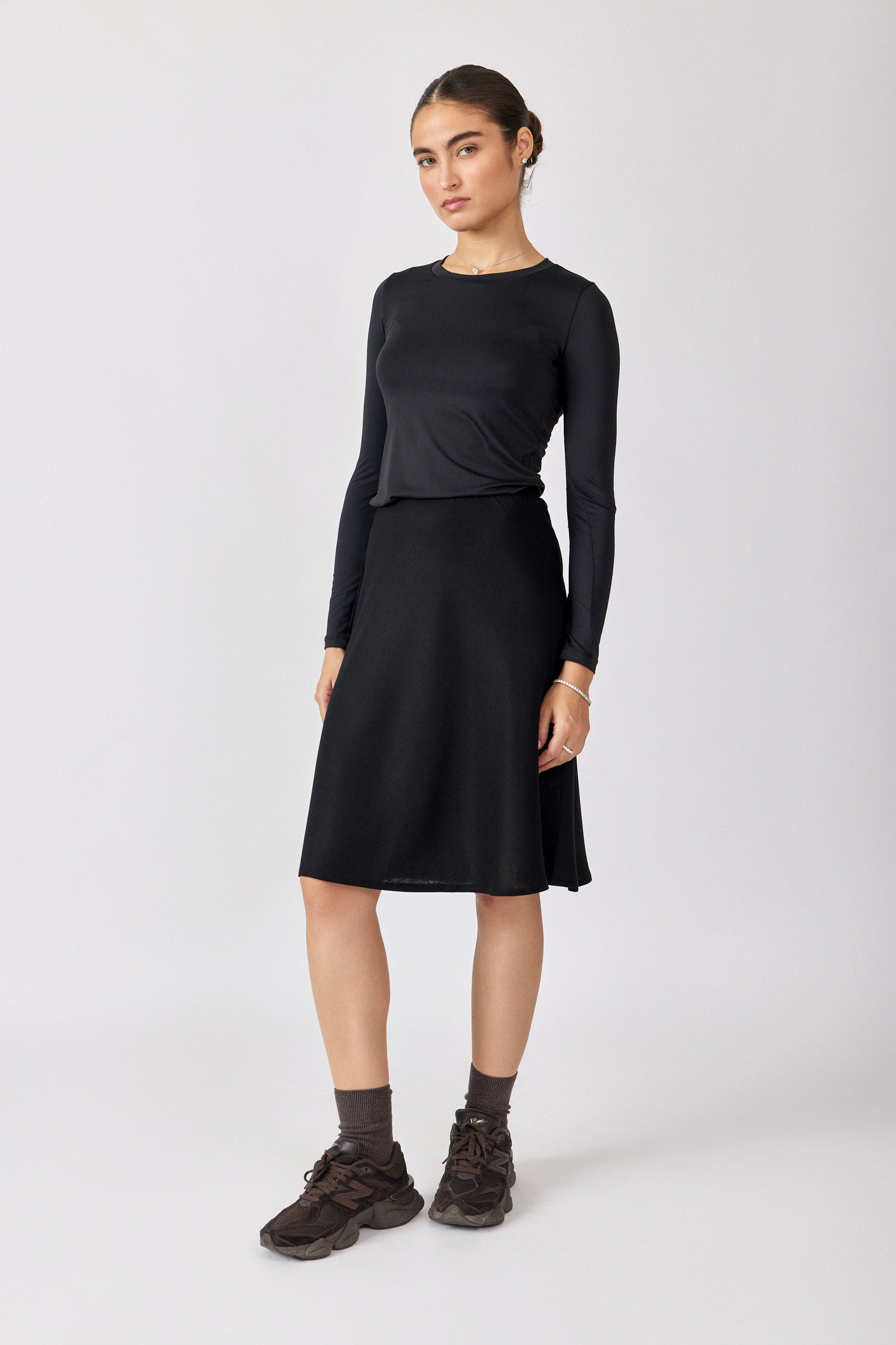 חצאית פשתן קצרה