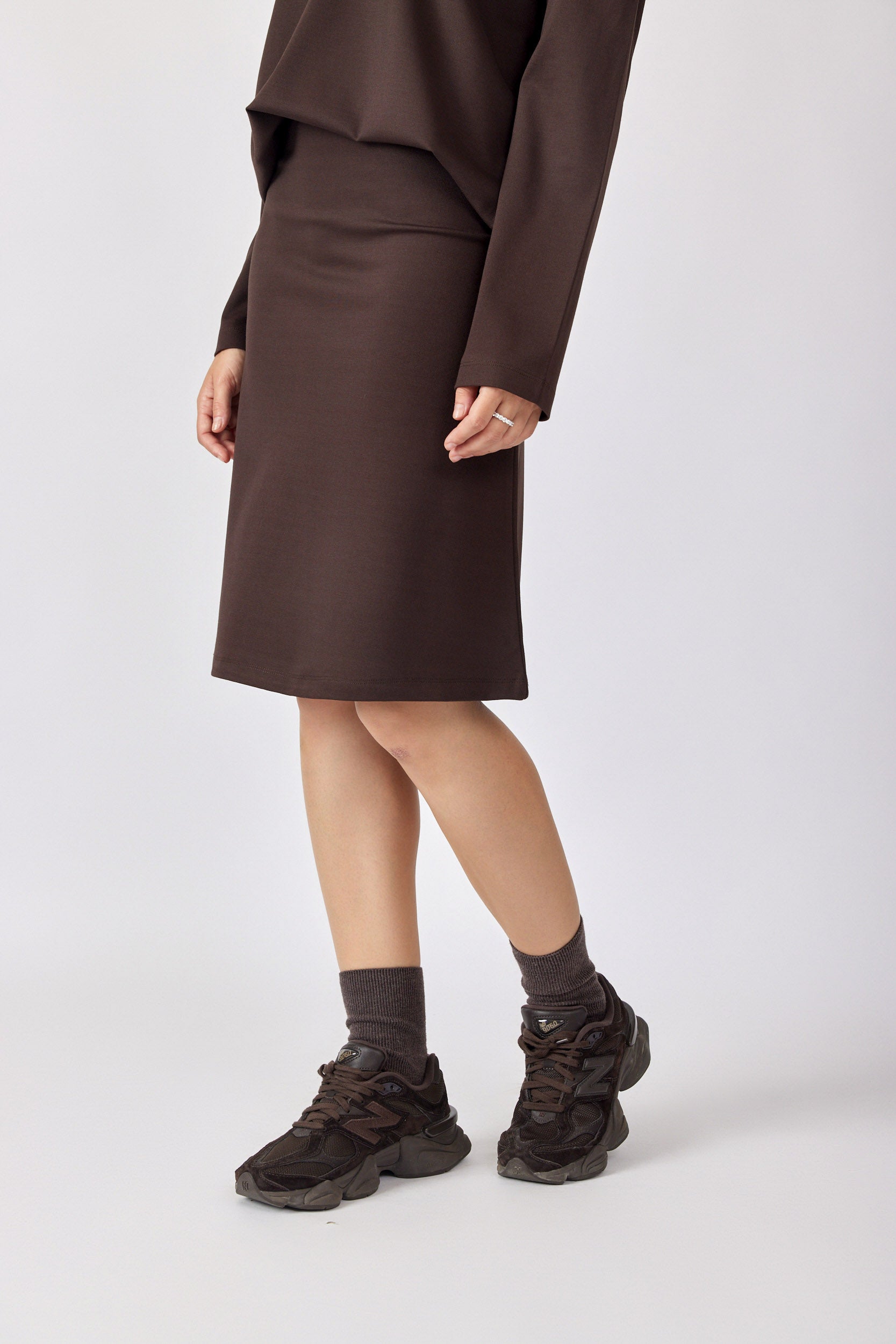 חצאית ג'רסי קצרה