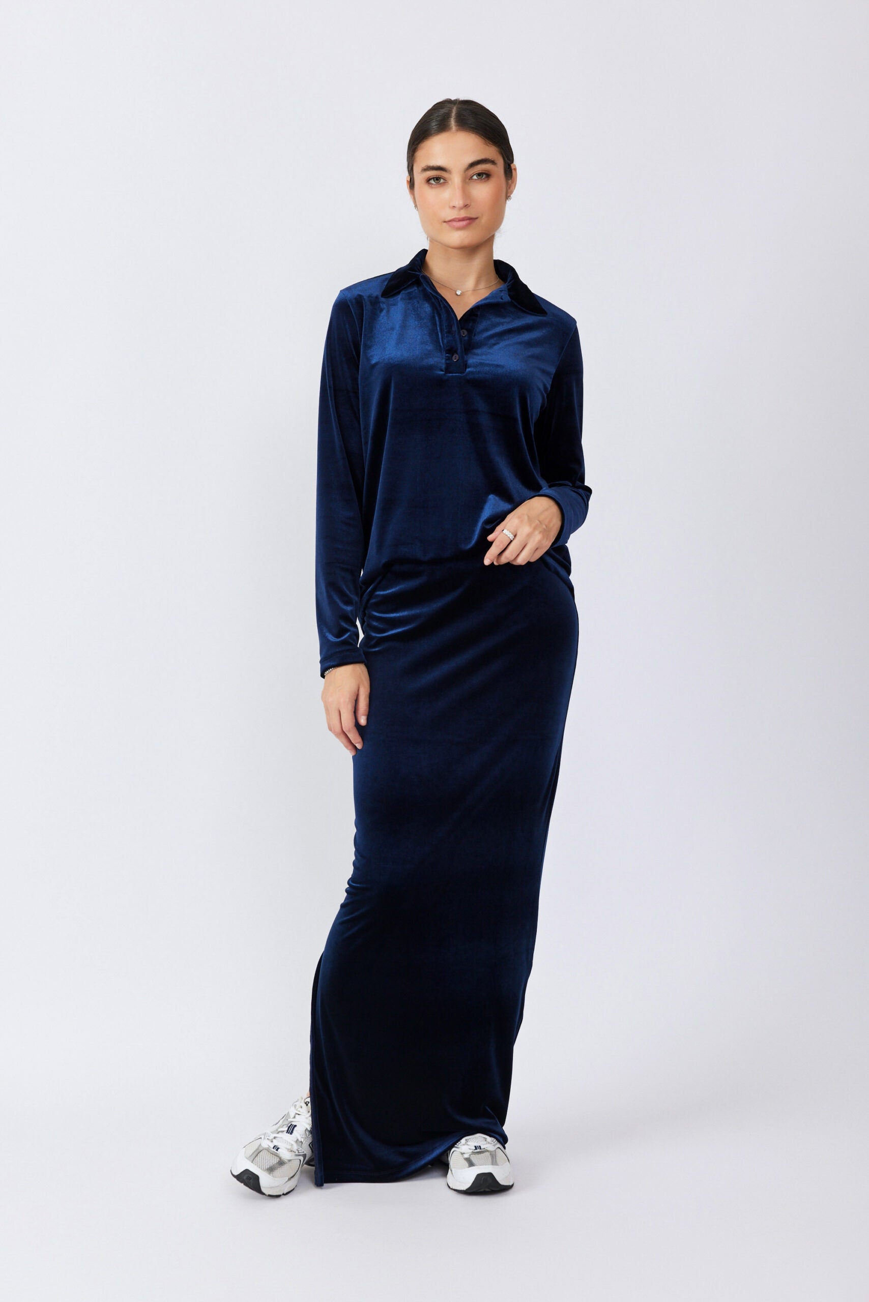 חצאית קטיפה מקסי + שסע