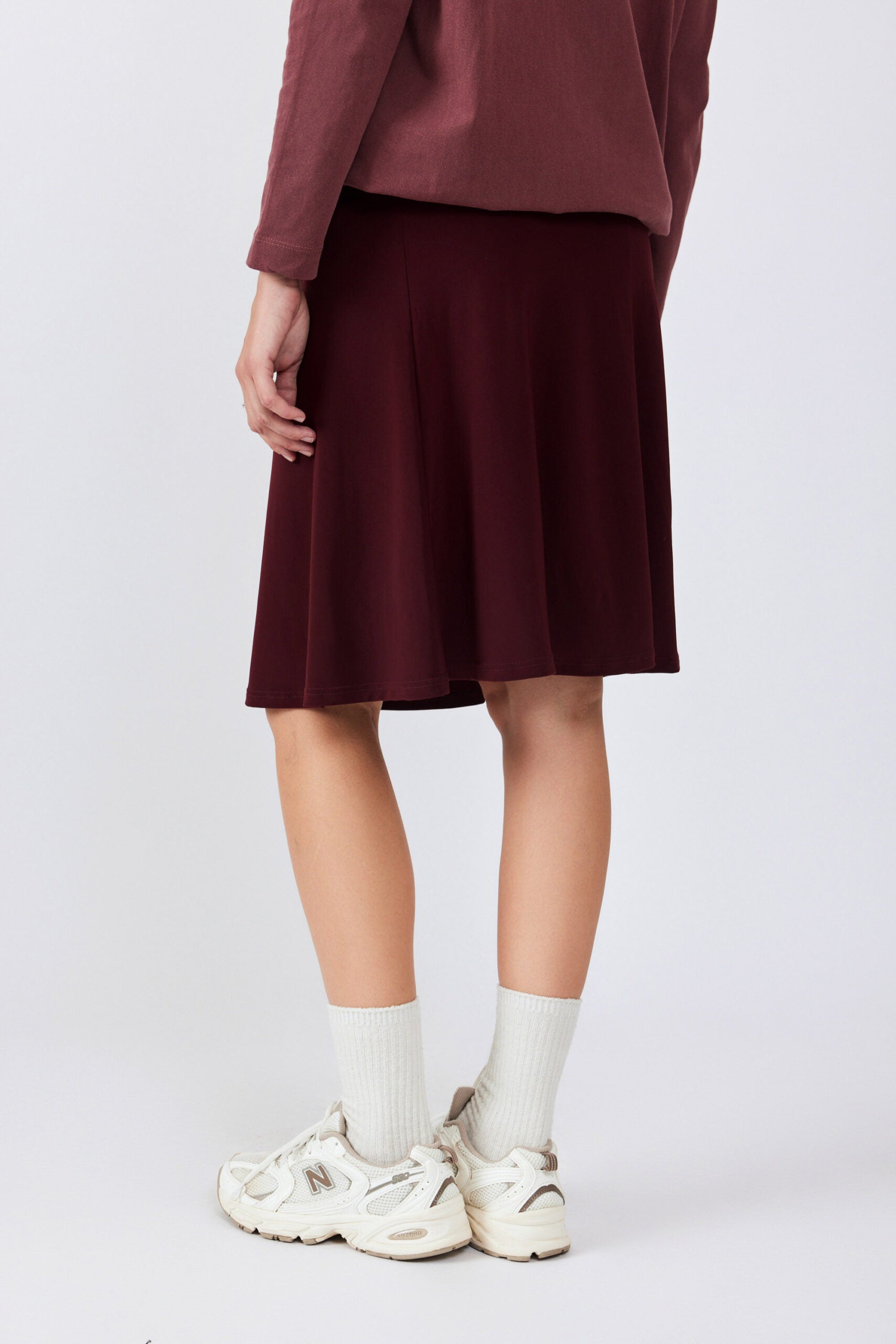 חצאית נאון קצרה גזרת A