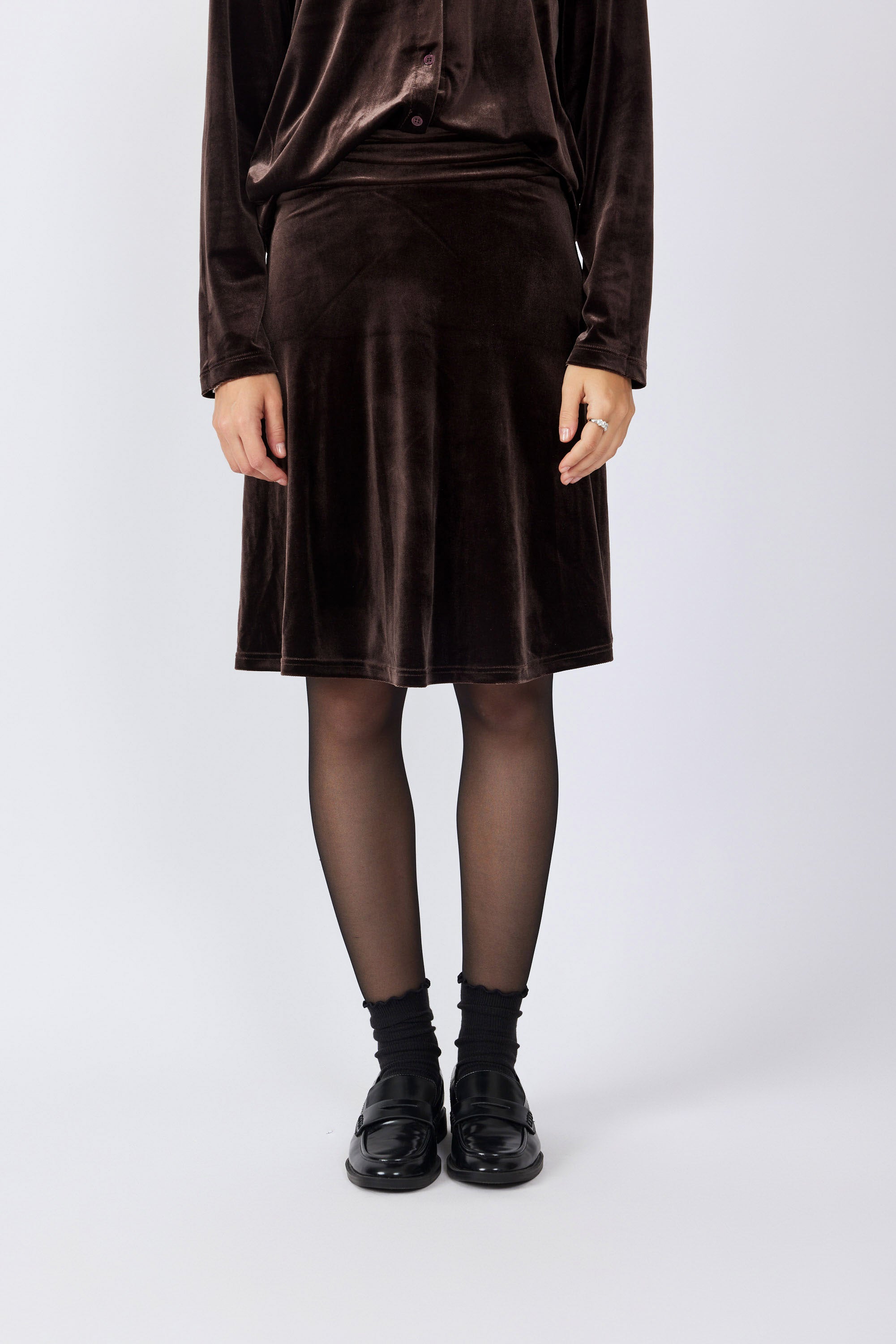 חצאית קטיפה גזרת A