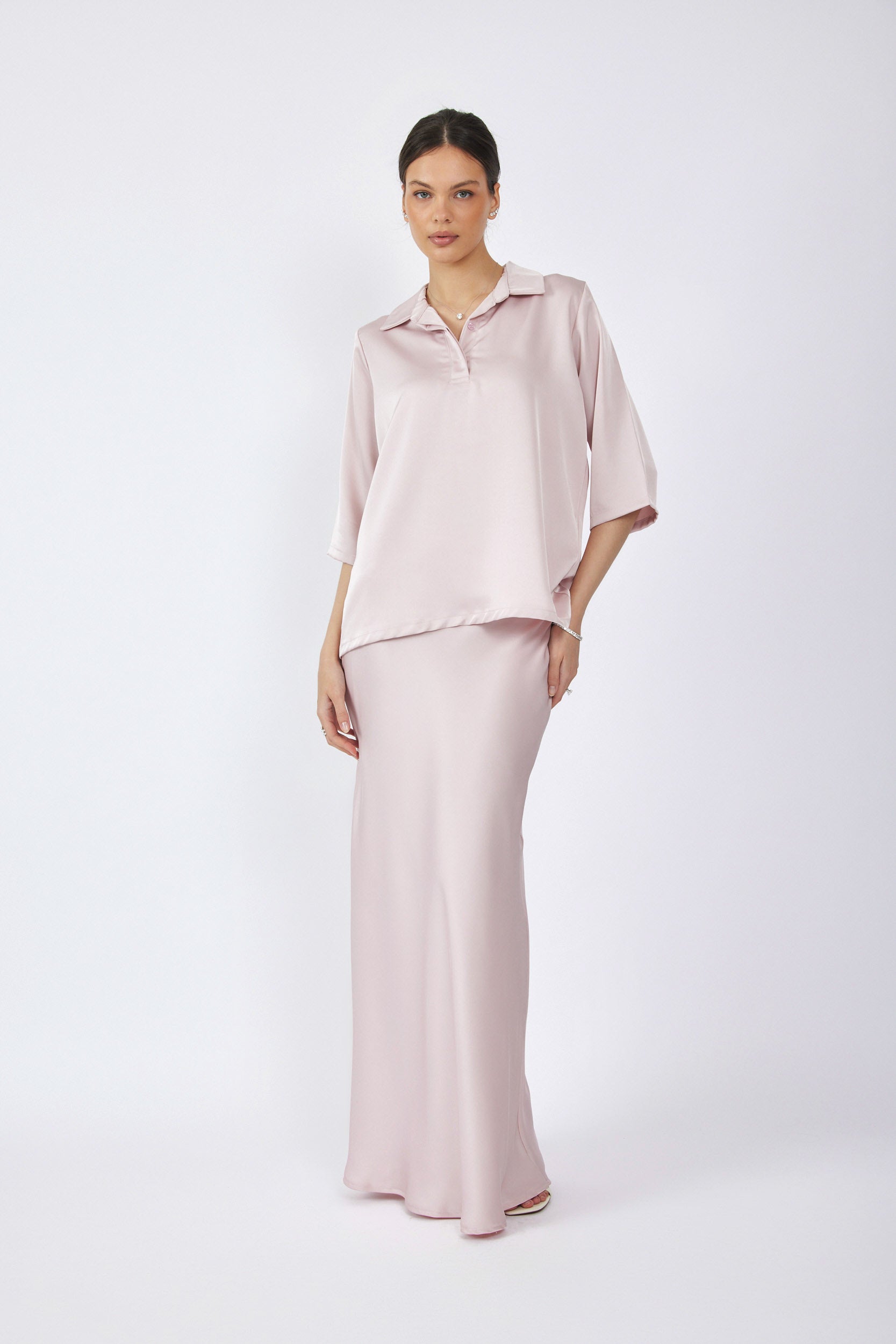 חולצת פולו סאטן שרוול 3/4