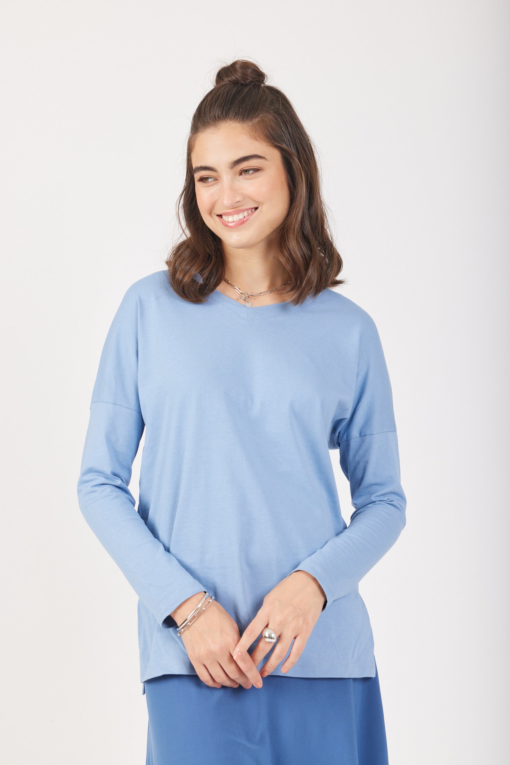 טישרט כותנה V שרוול ארוך