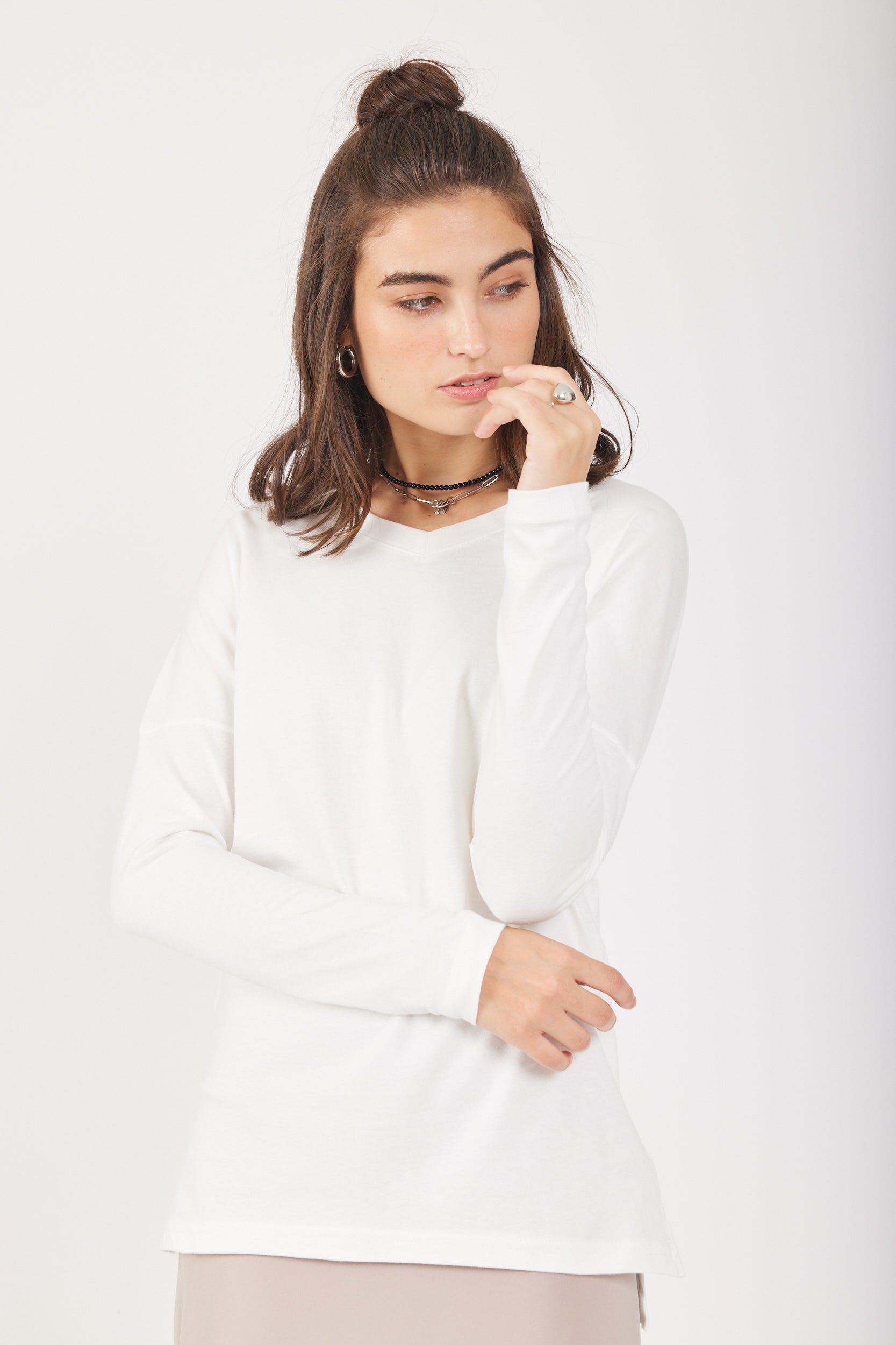 טישרט כותנה V שרוול ארוך