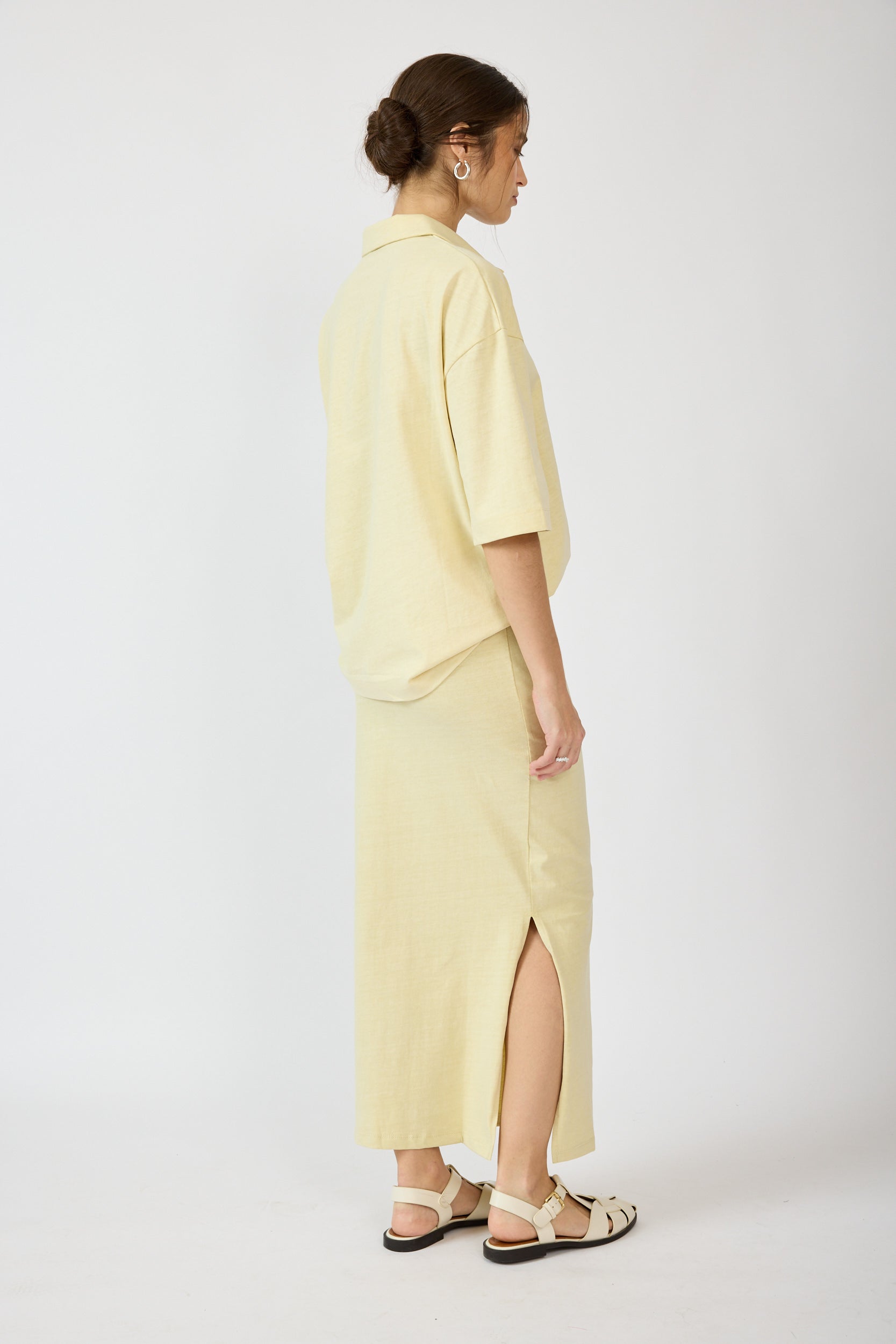 חצאית פיגמנט 3/4 + שסע