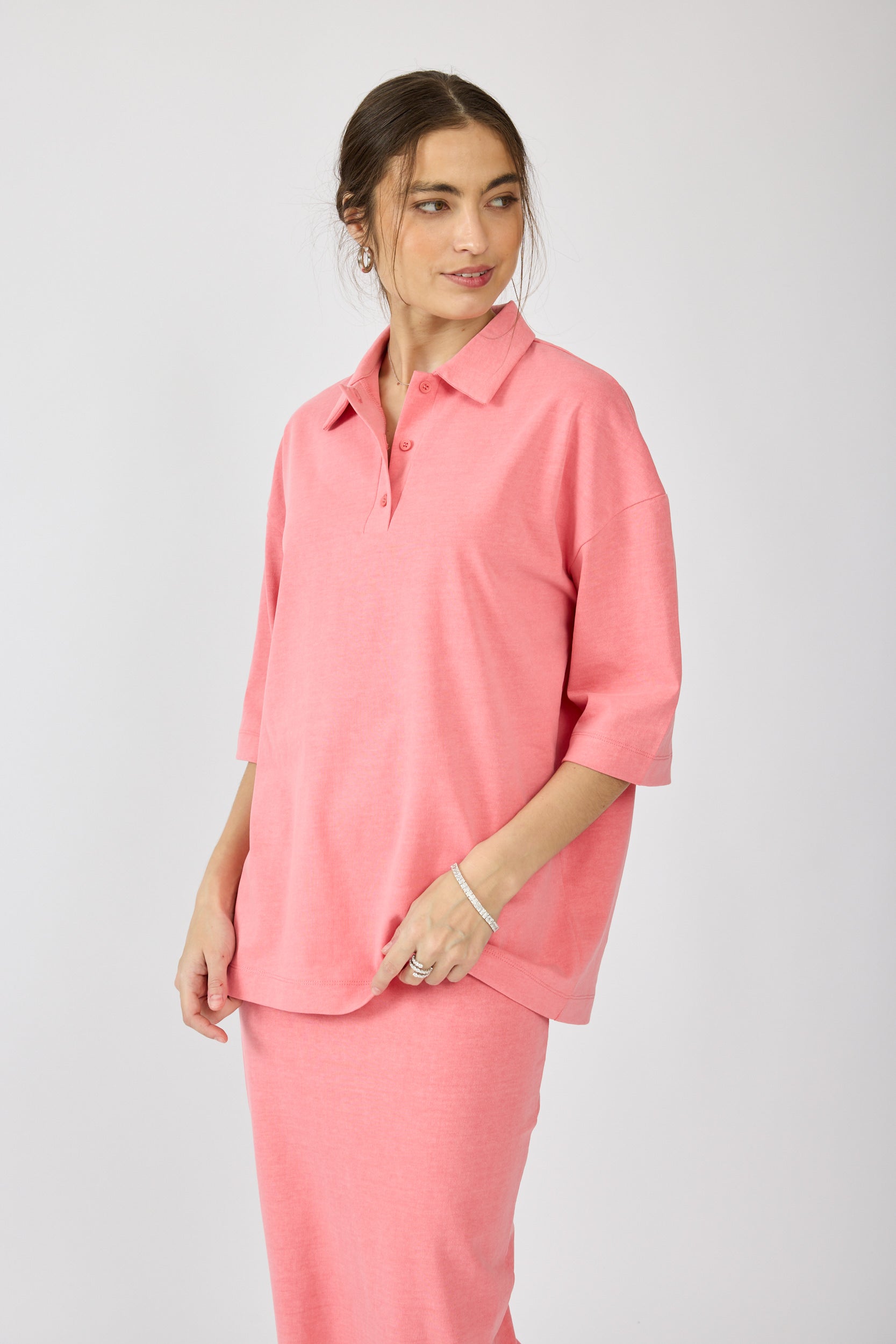 חולצת פולו פיגמנט שרוול 3/4