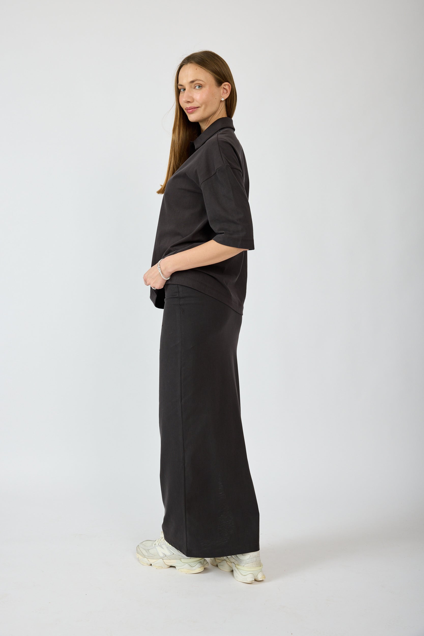 חצאית פיגמנט מקסי + שסע