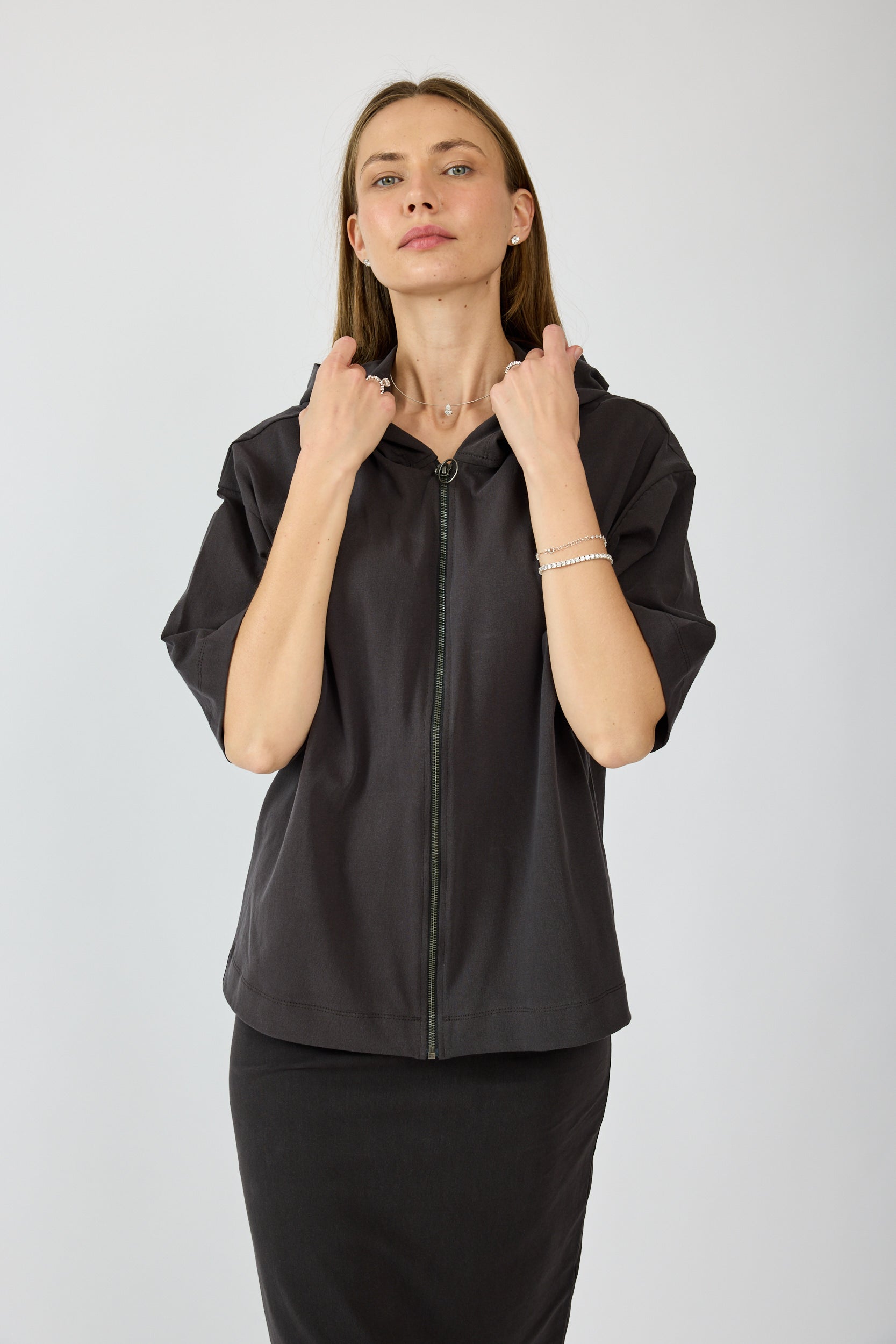 חולצת קפוצ'ון פיגמנט שרוול 3/4