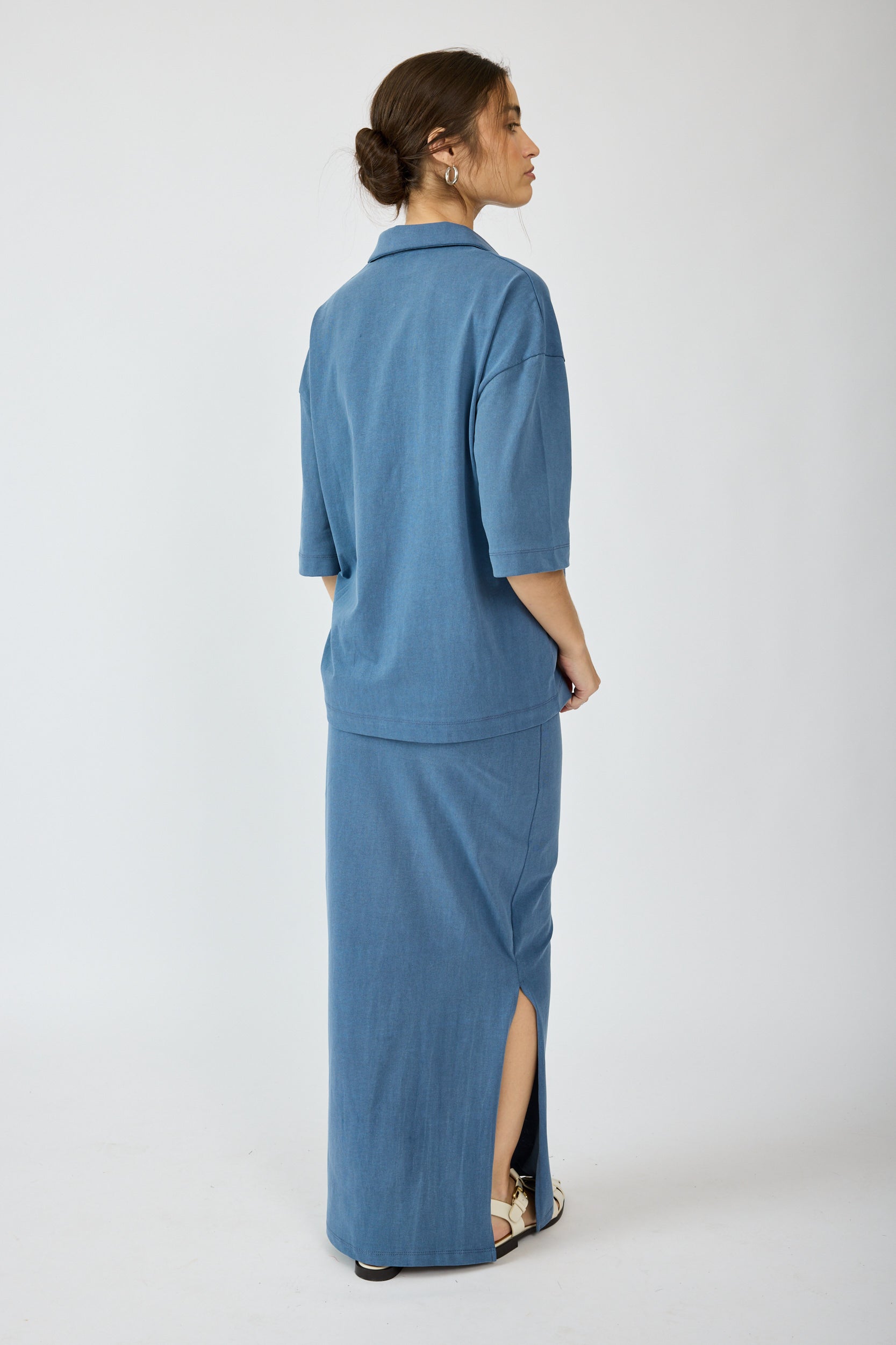 חצאית פיגמנט מקסי + שסע