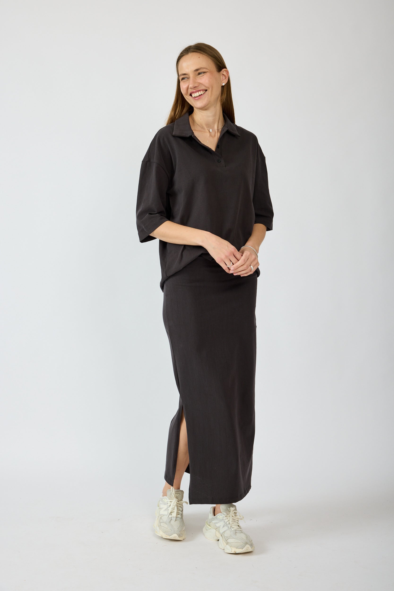 חצאית פיגמנט 3/4 + שסע