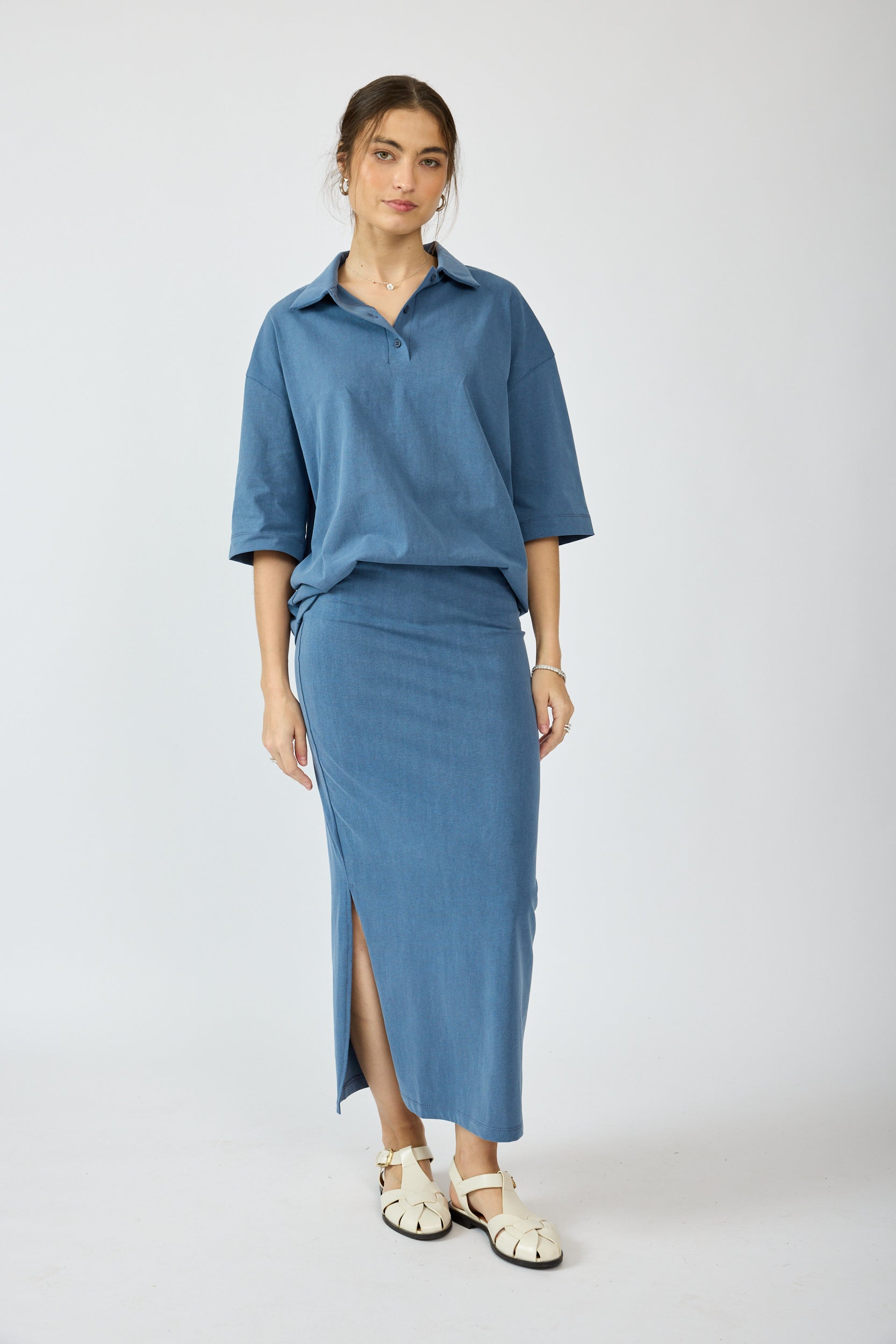 חצאית פיגמנט 3/4 + שסע