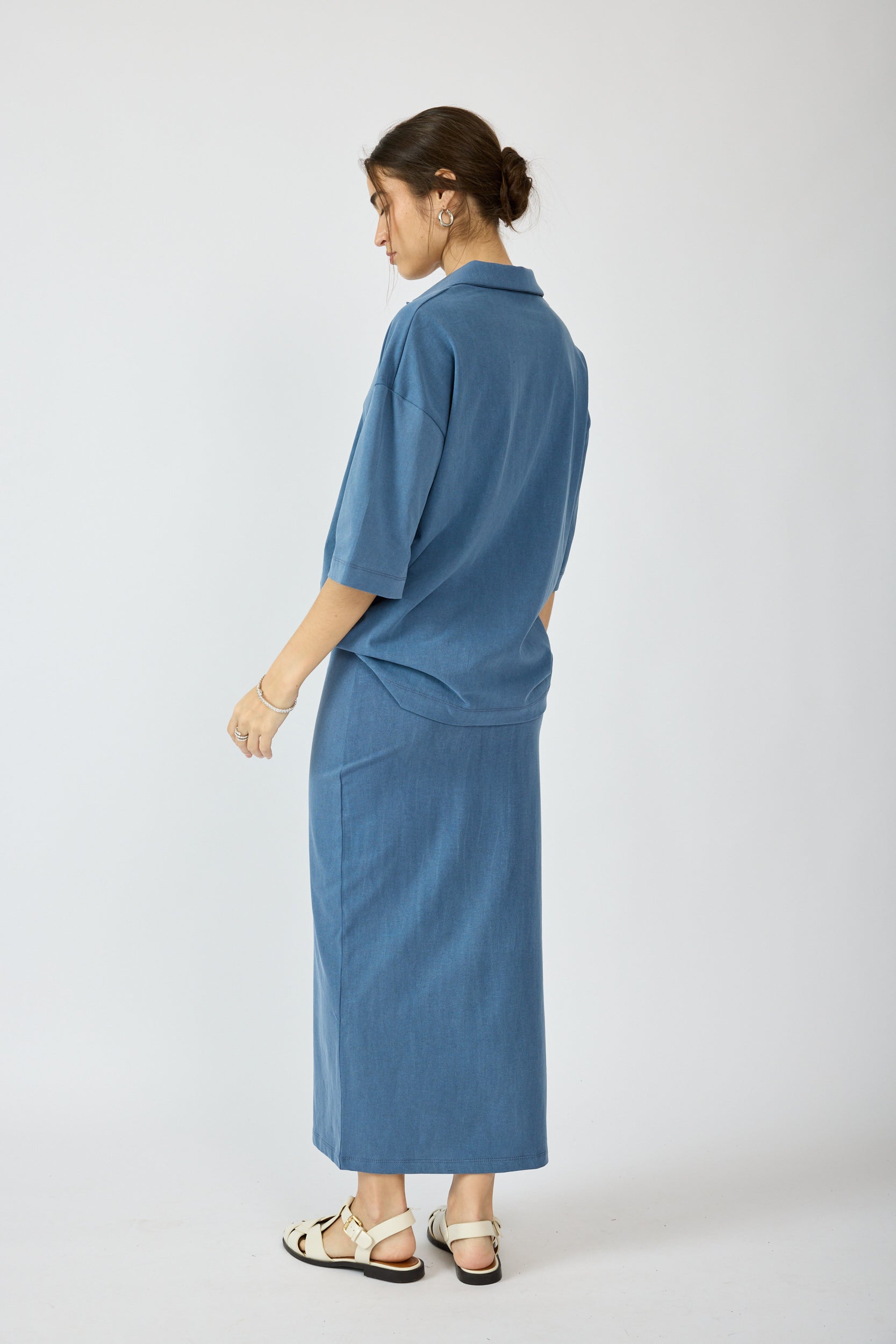 חצאית פיגמנט 3/4 + שסע